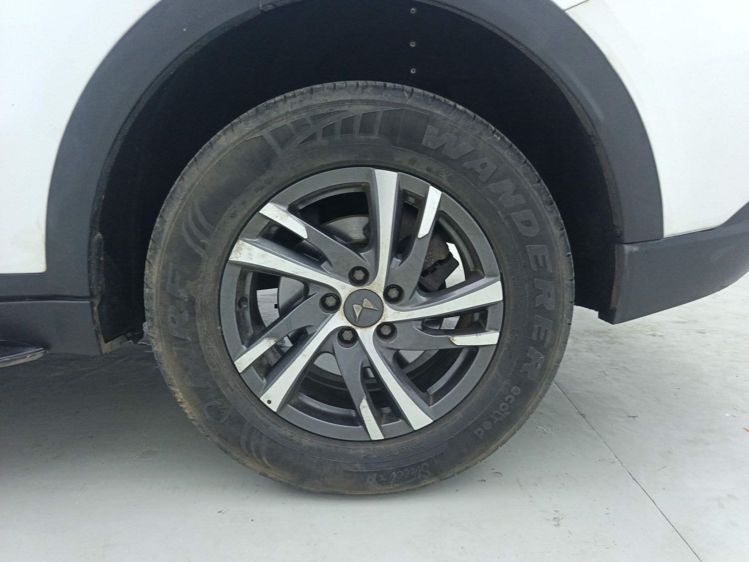 XUV700 image 35 XUV700 image 35