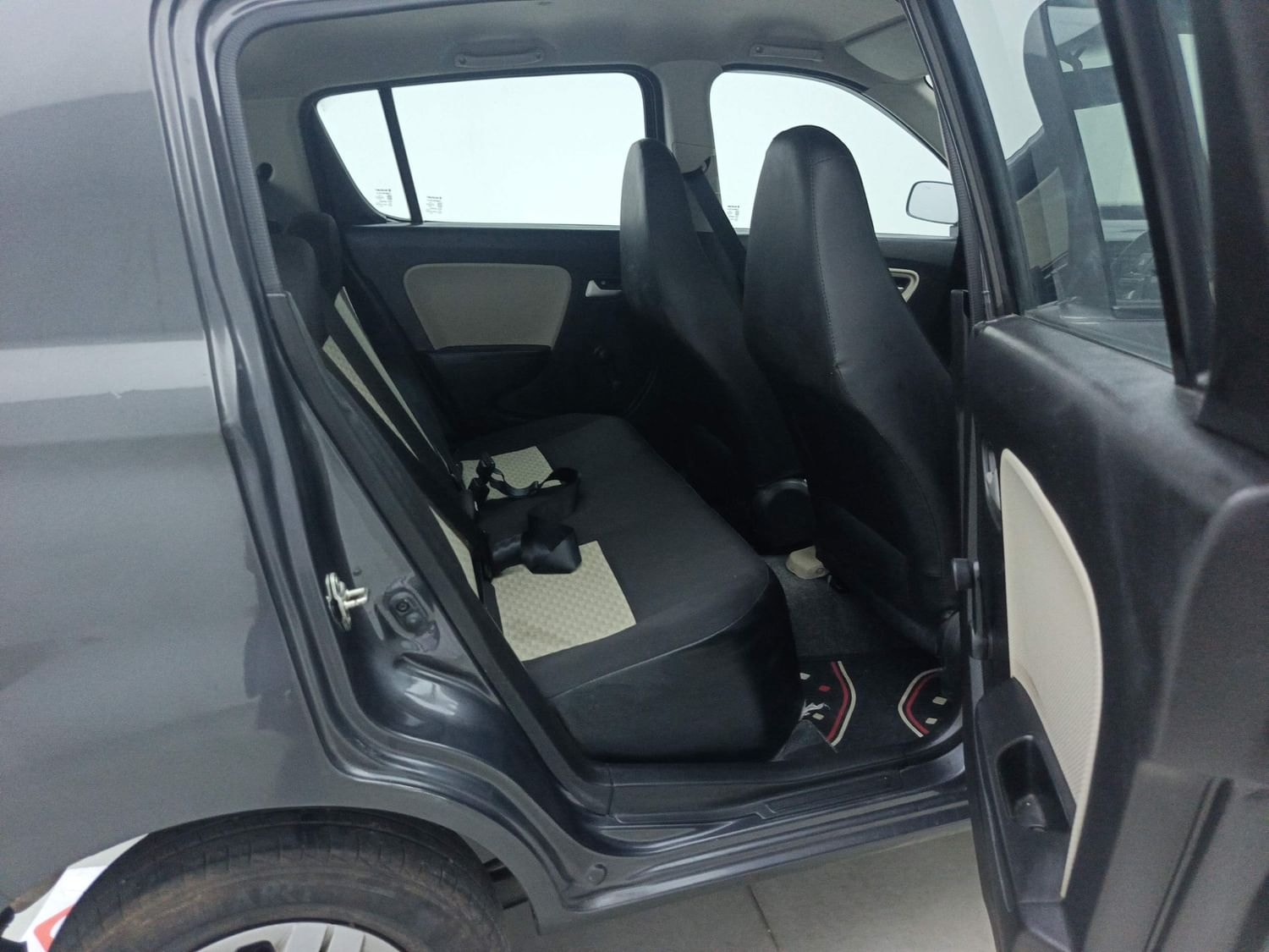 Alto 800 image 18 Alto 800 image 18