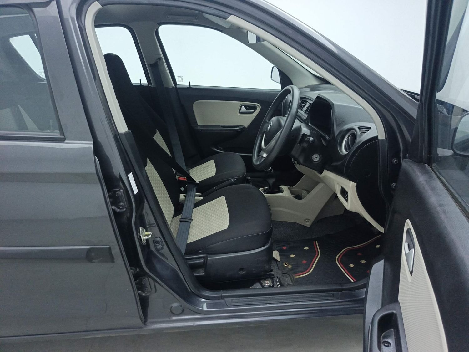 Alto 800 image 17 Alto 800 image 17