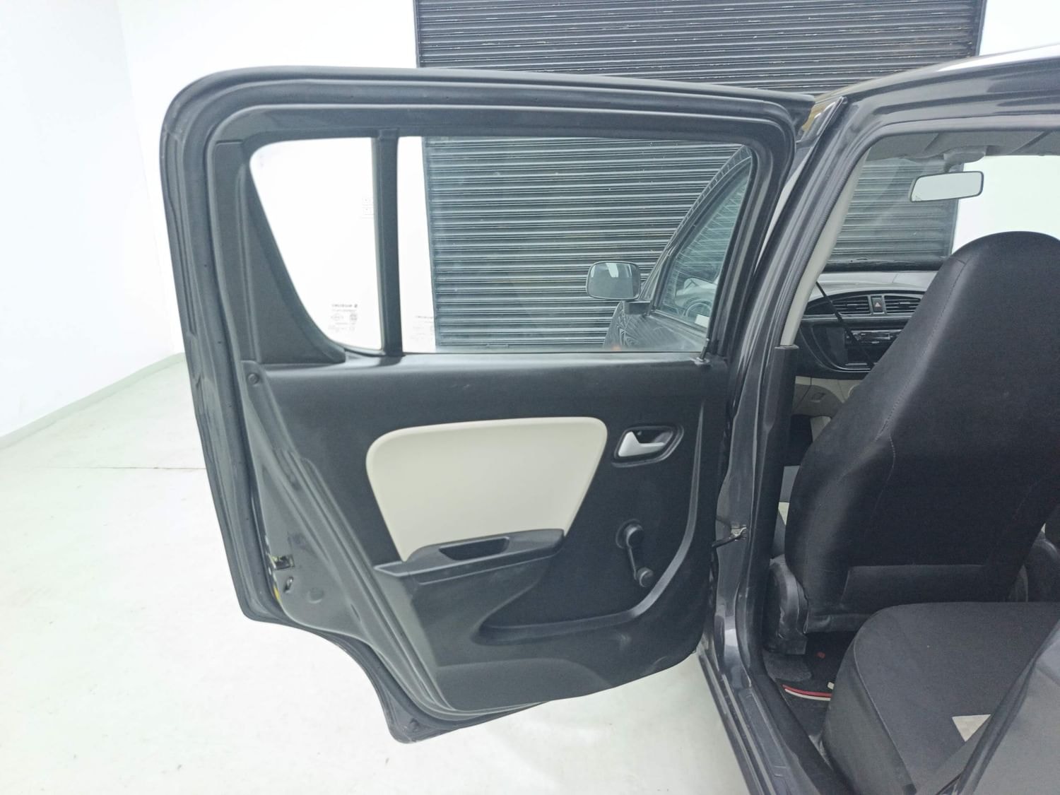 Alto 800 image 22 Alto 800 image 22