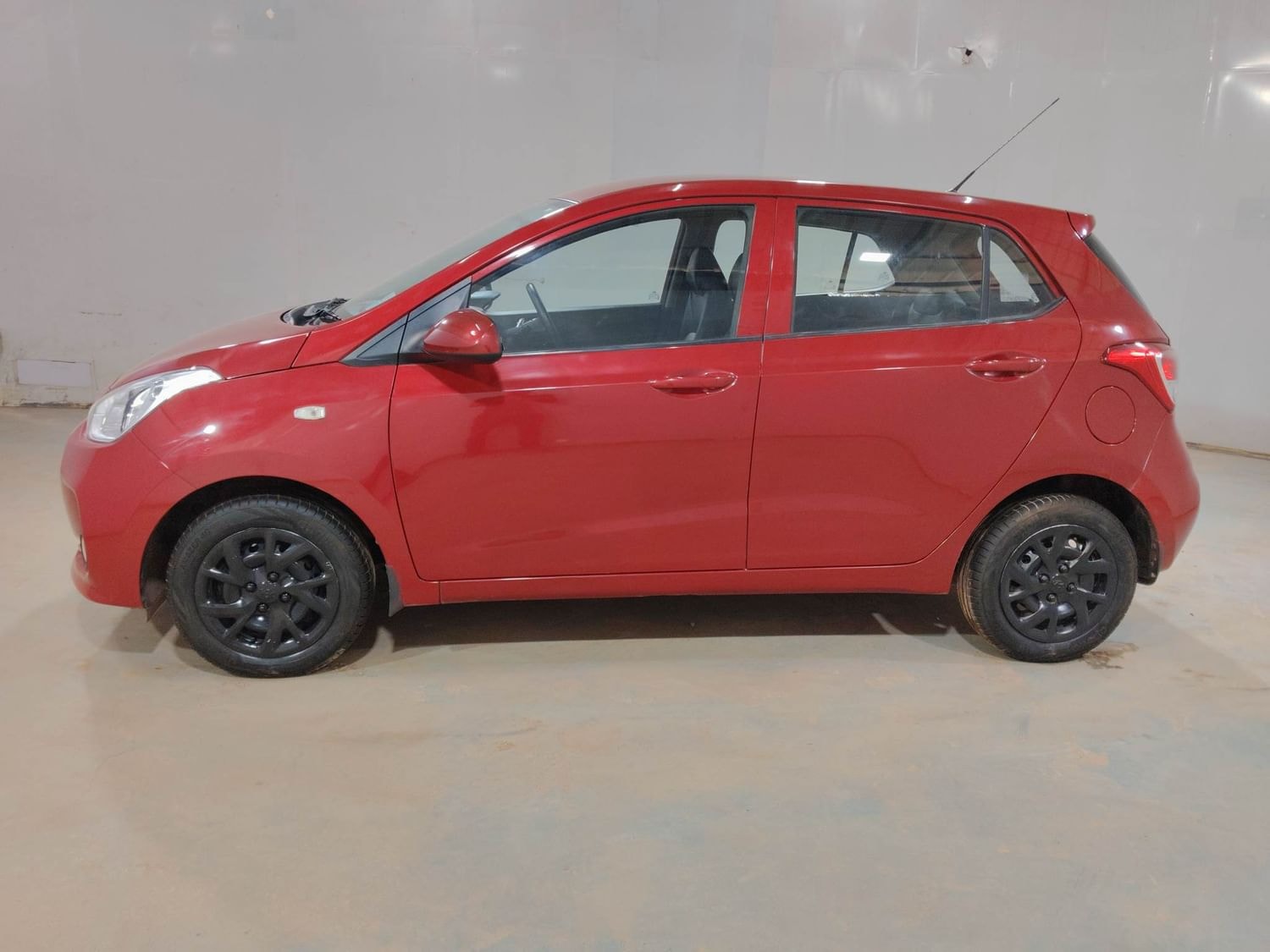 Grand i10 image 2 Grand i10 image 2