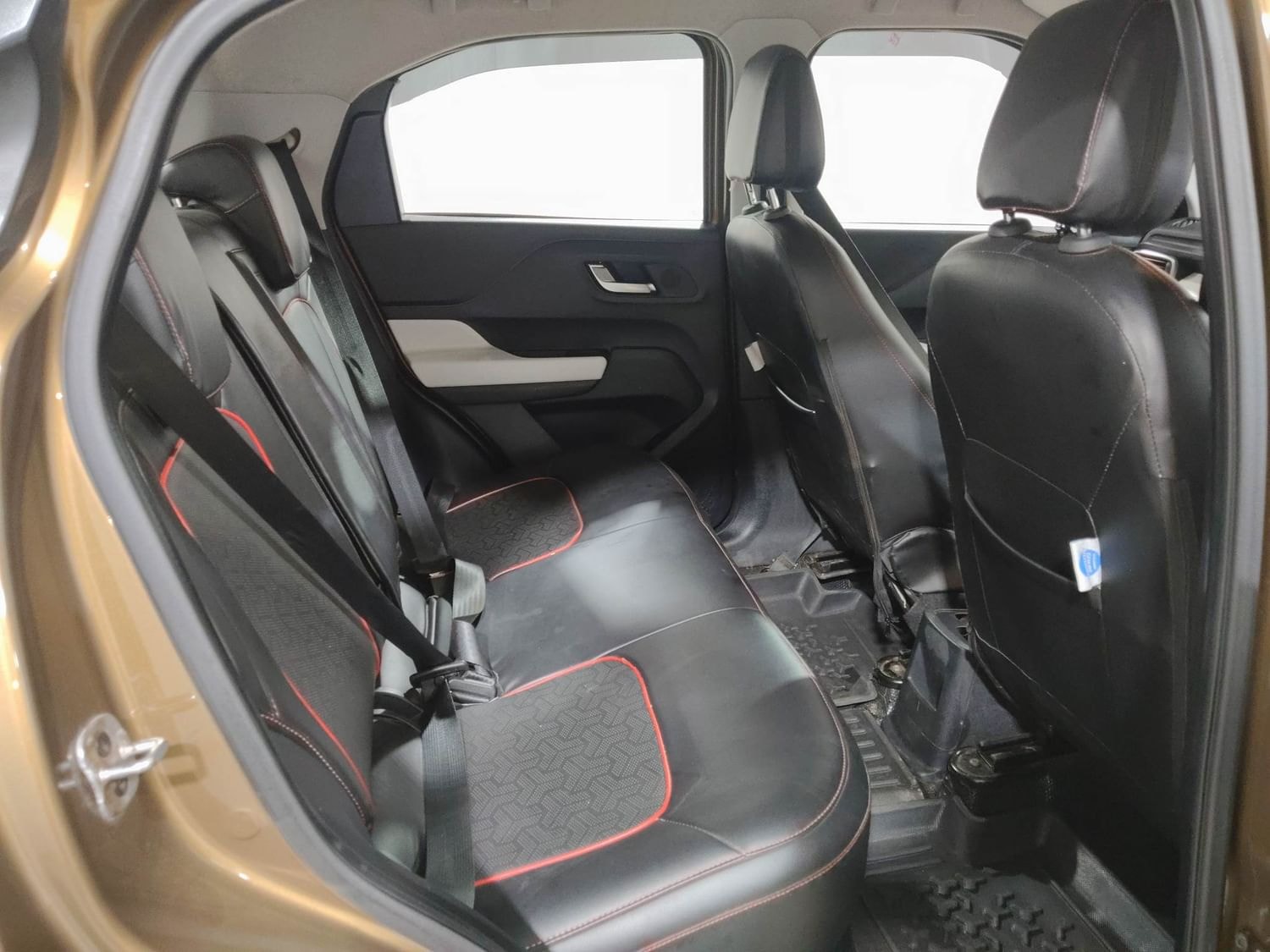 Punch image 18 Punch image 18