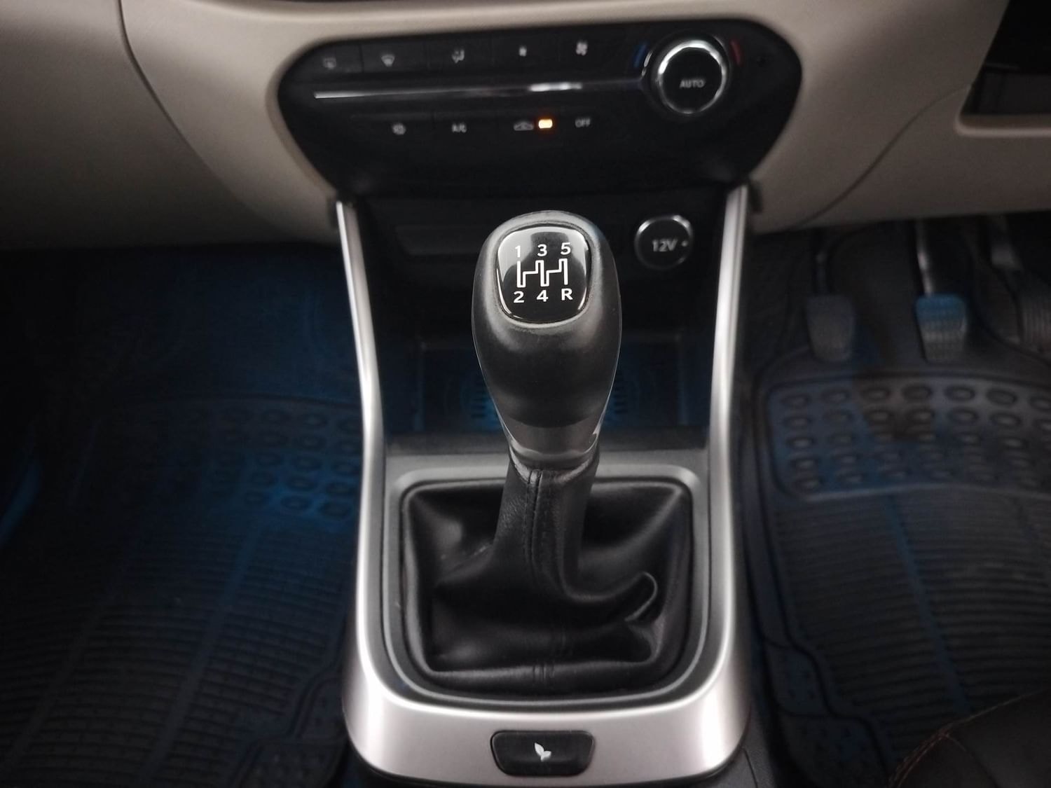 Used 2024 Tata Altroz Used 2024 Tata Altroz