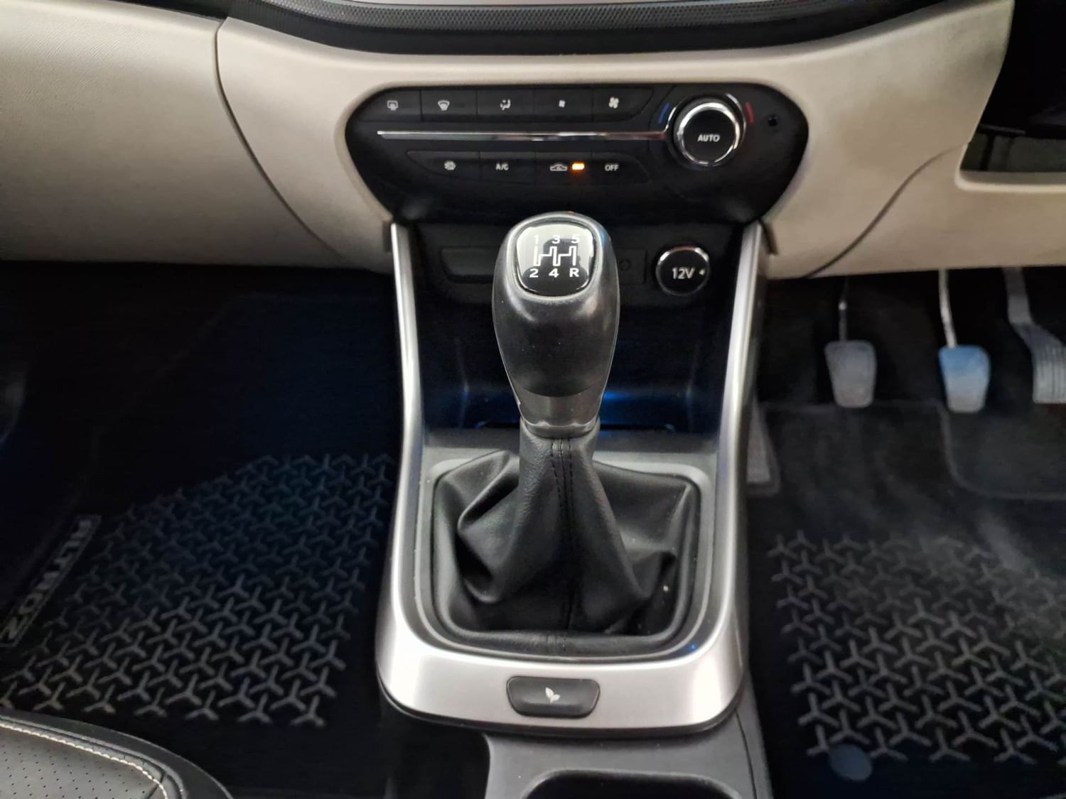 Used 2023 Tata Altroz Used 2023 Tata Altroz