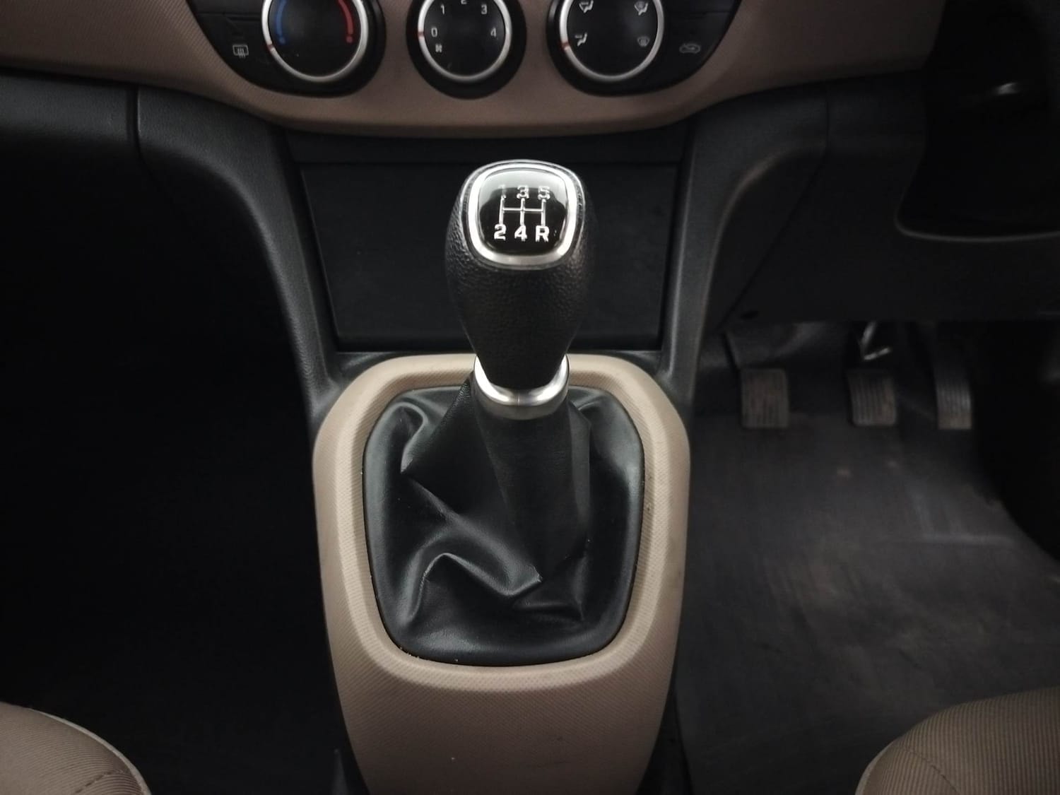 Xcent image 16 Xcent image 16