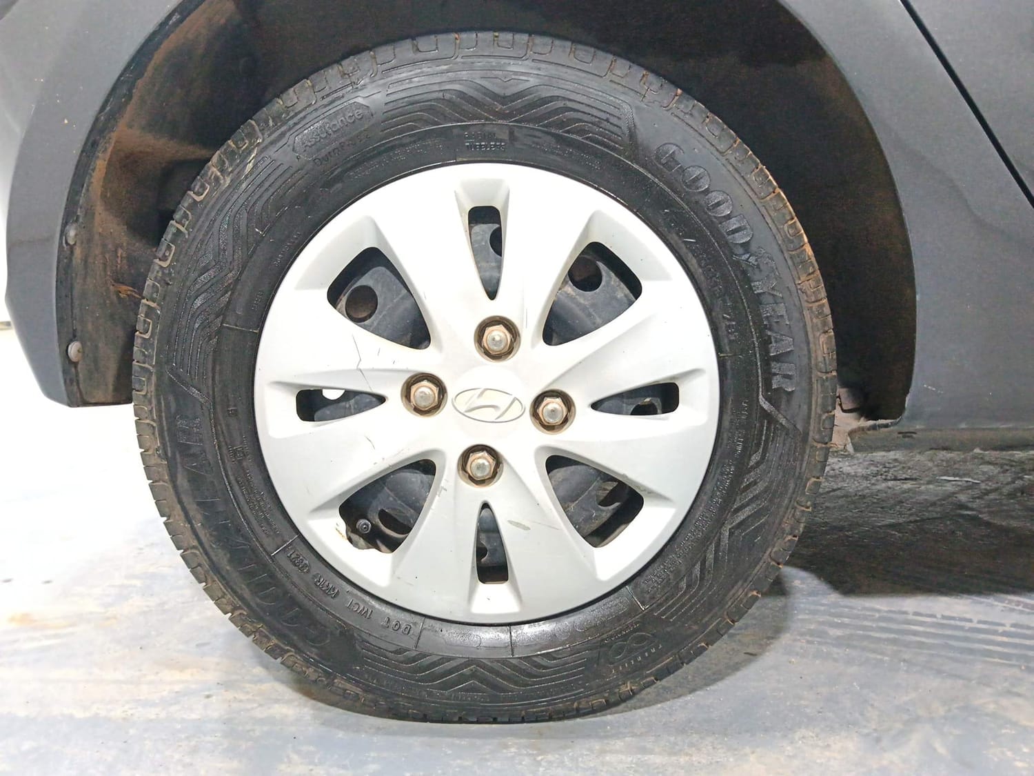 i10 image 33 i10 image 33