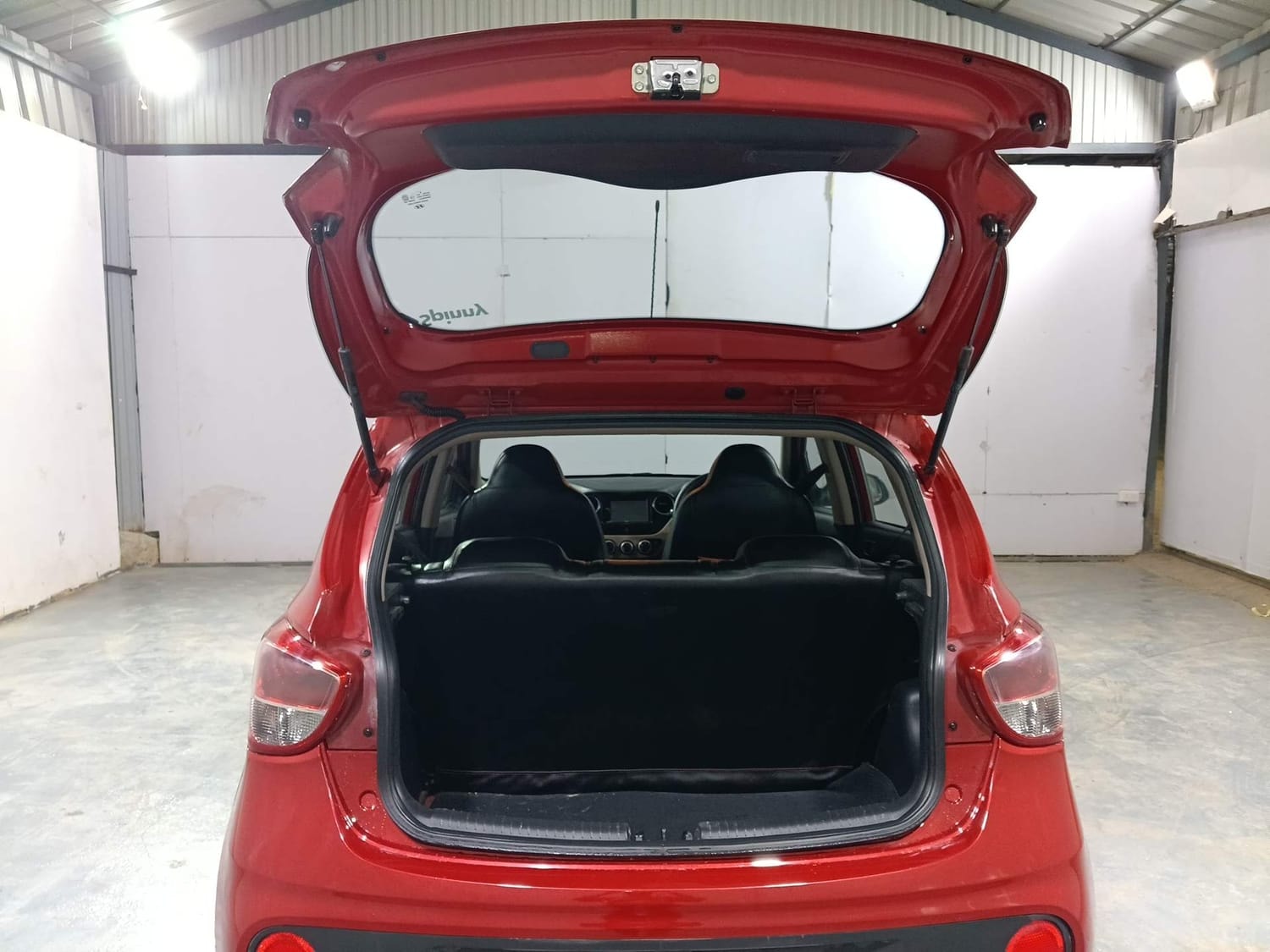 Used 2018 Hyundai Grand i10 Used 2018 Hyundai Grand i10