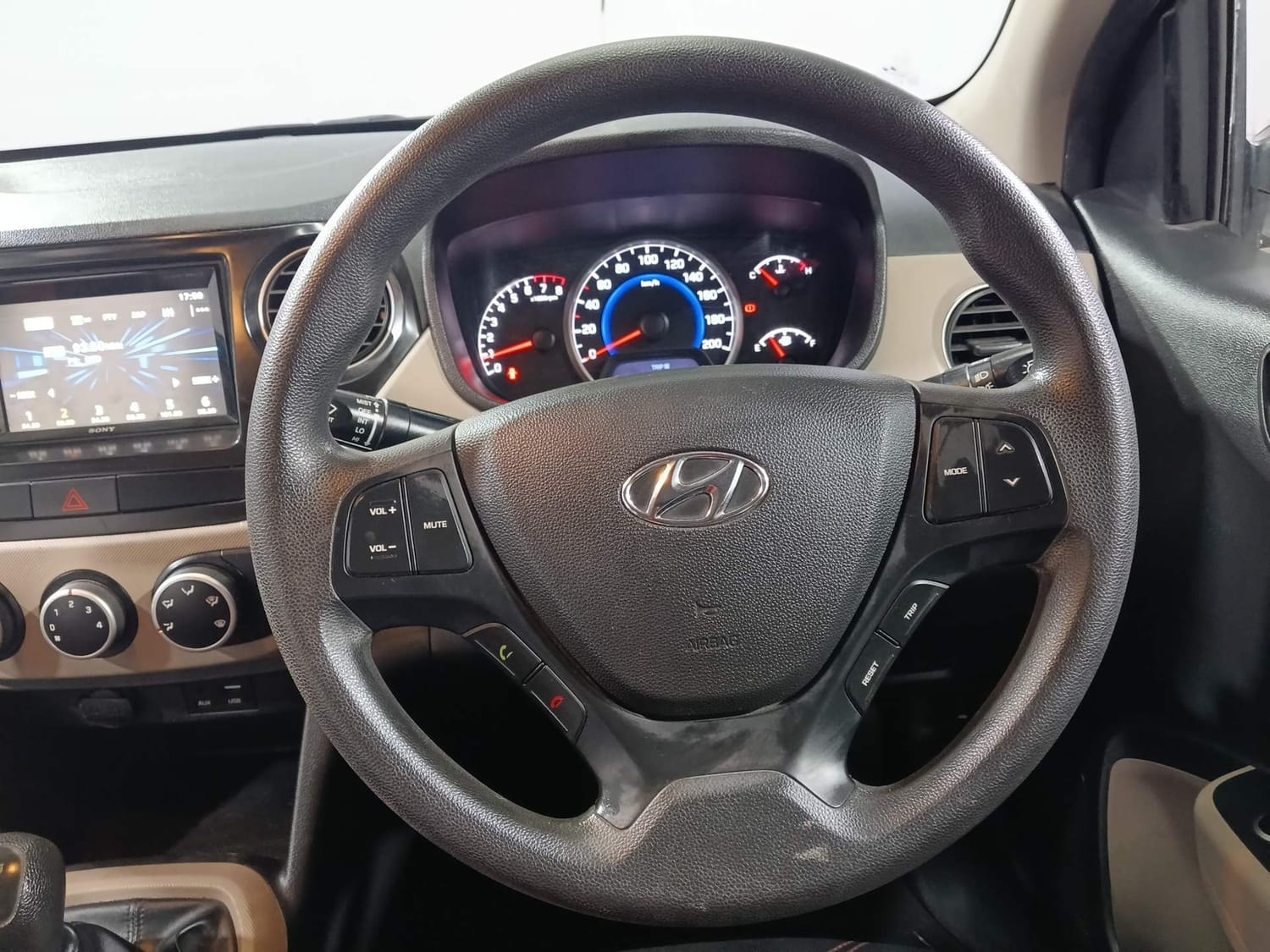 Used 2018 Hyundai Grand i10 Used 2018 Hyundai Grand i10