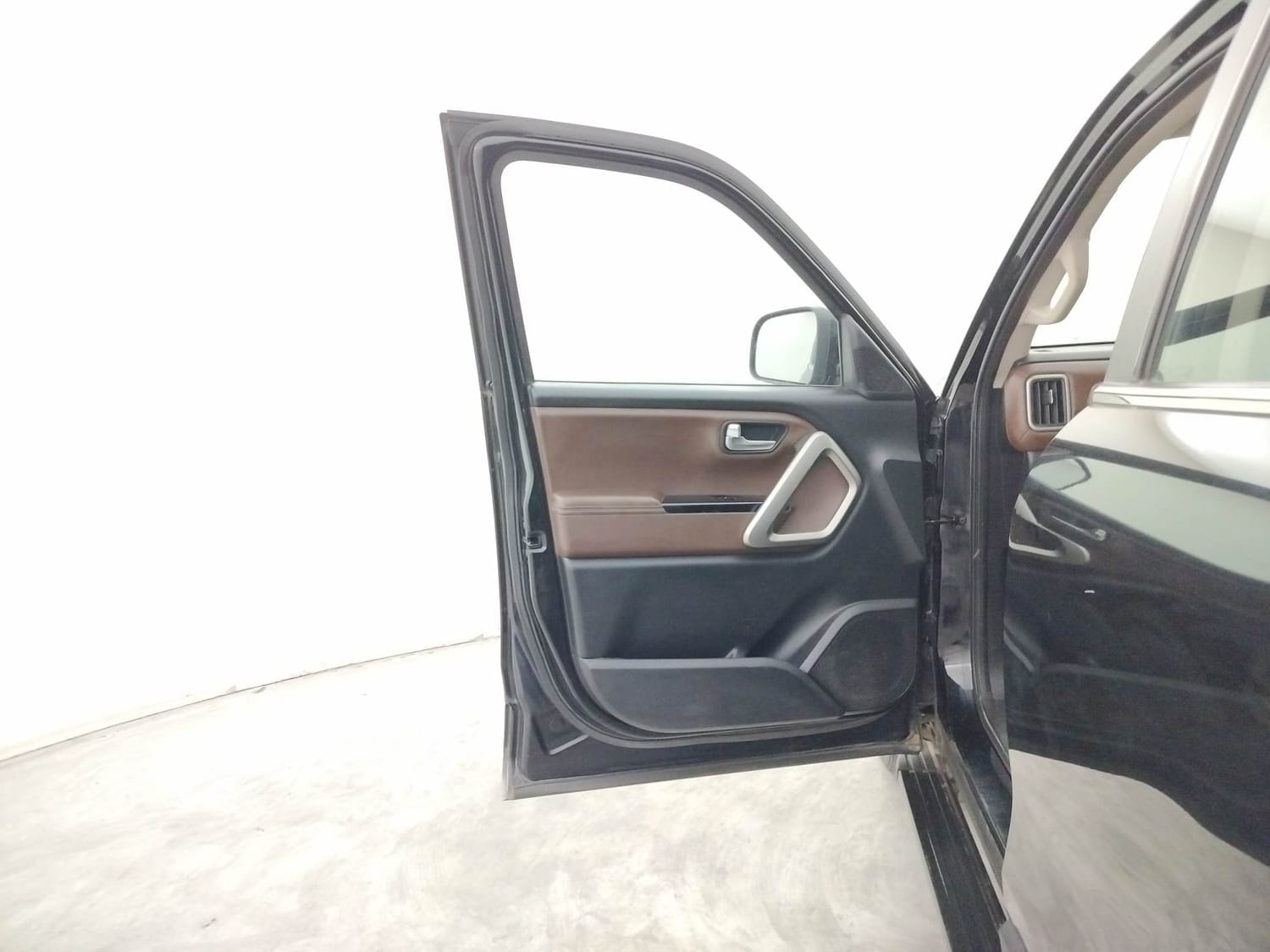 Scorpio-N image 21 Scorpio-N image 21