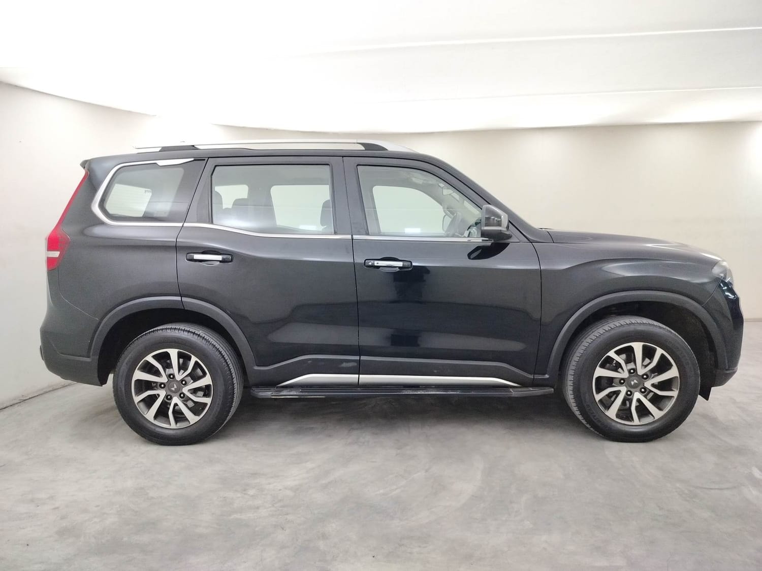 Scorpio-N image 6 Scorpio-N image 6