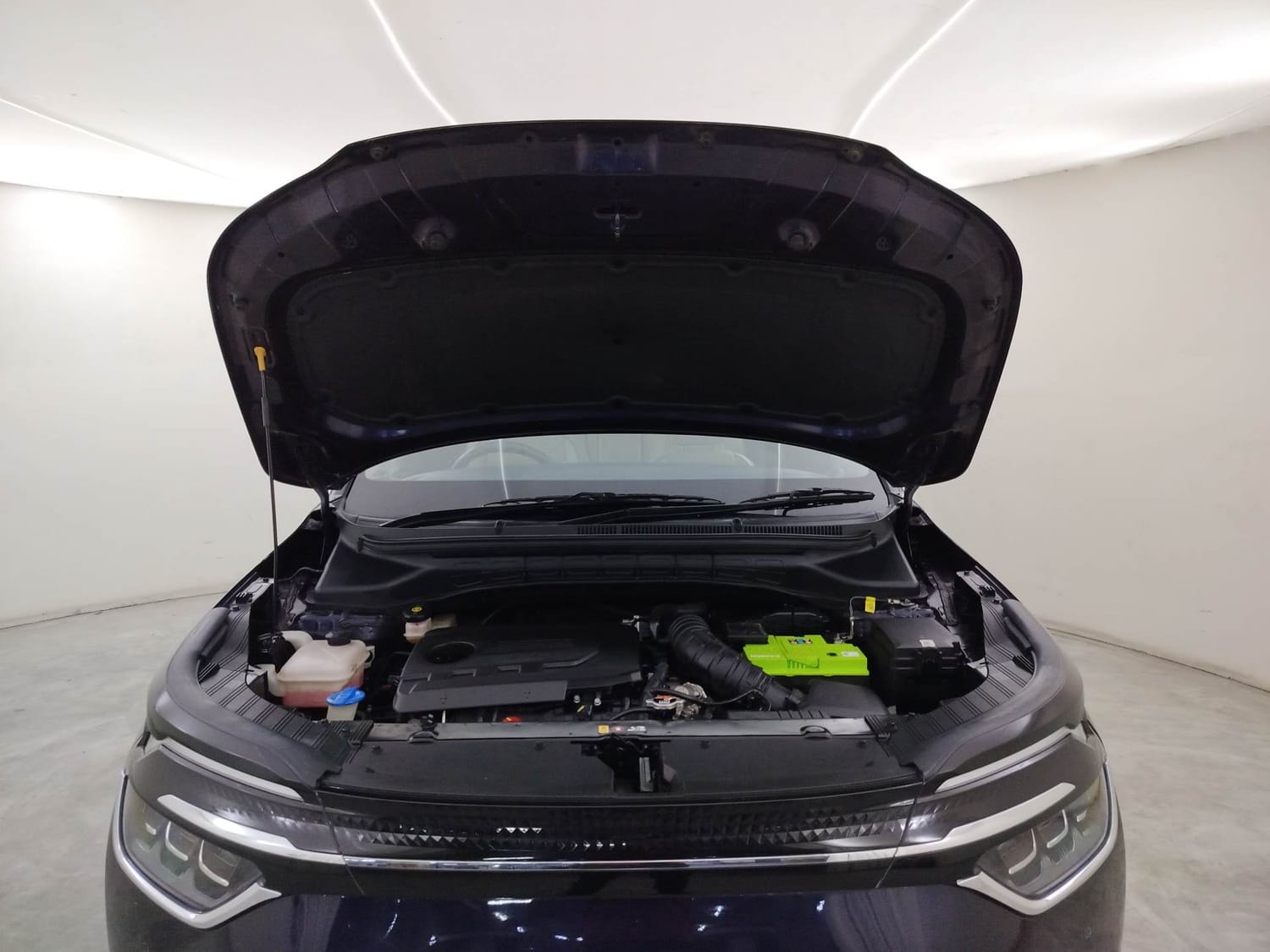 Used 2023 Kia Carens Used 2023 Kia Carens