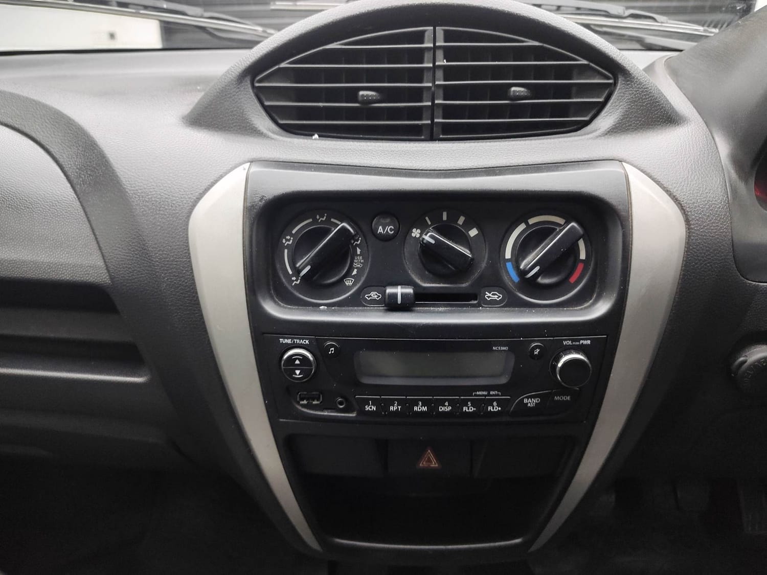 Alto 800 image 13 Alto 800 image 13