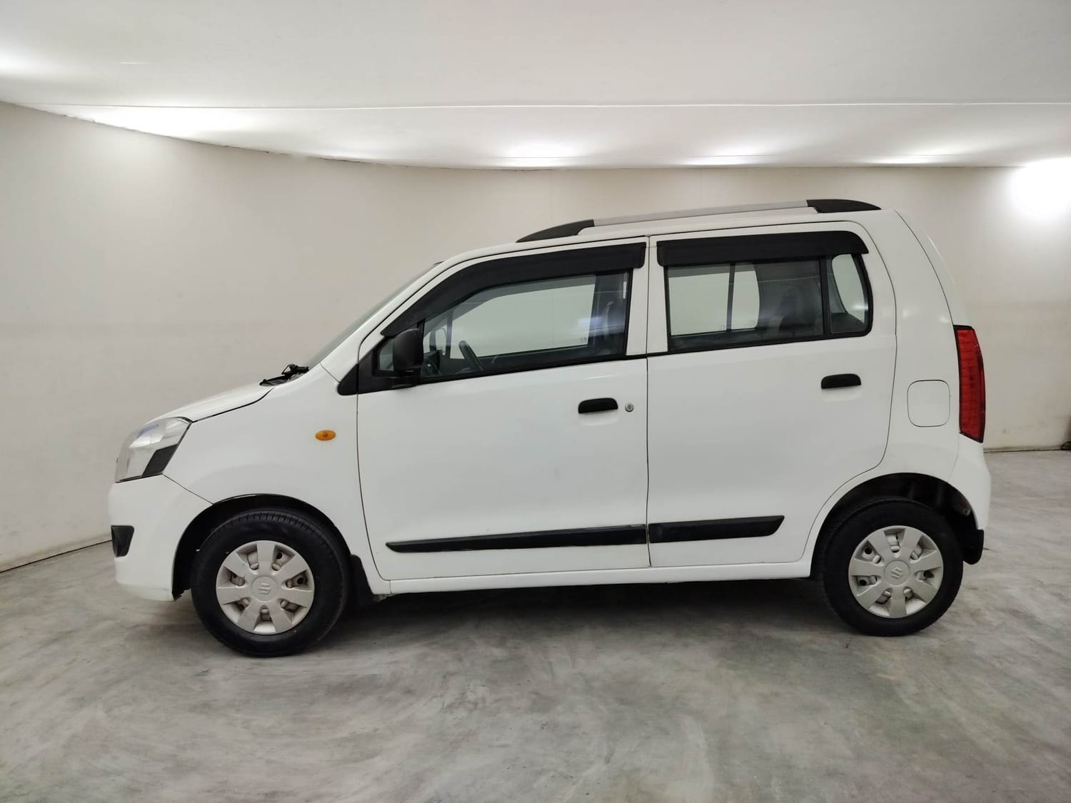 Wagon R image 2 Wagon R image 2