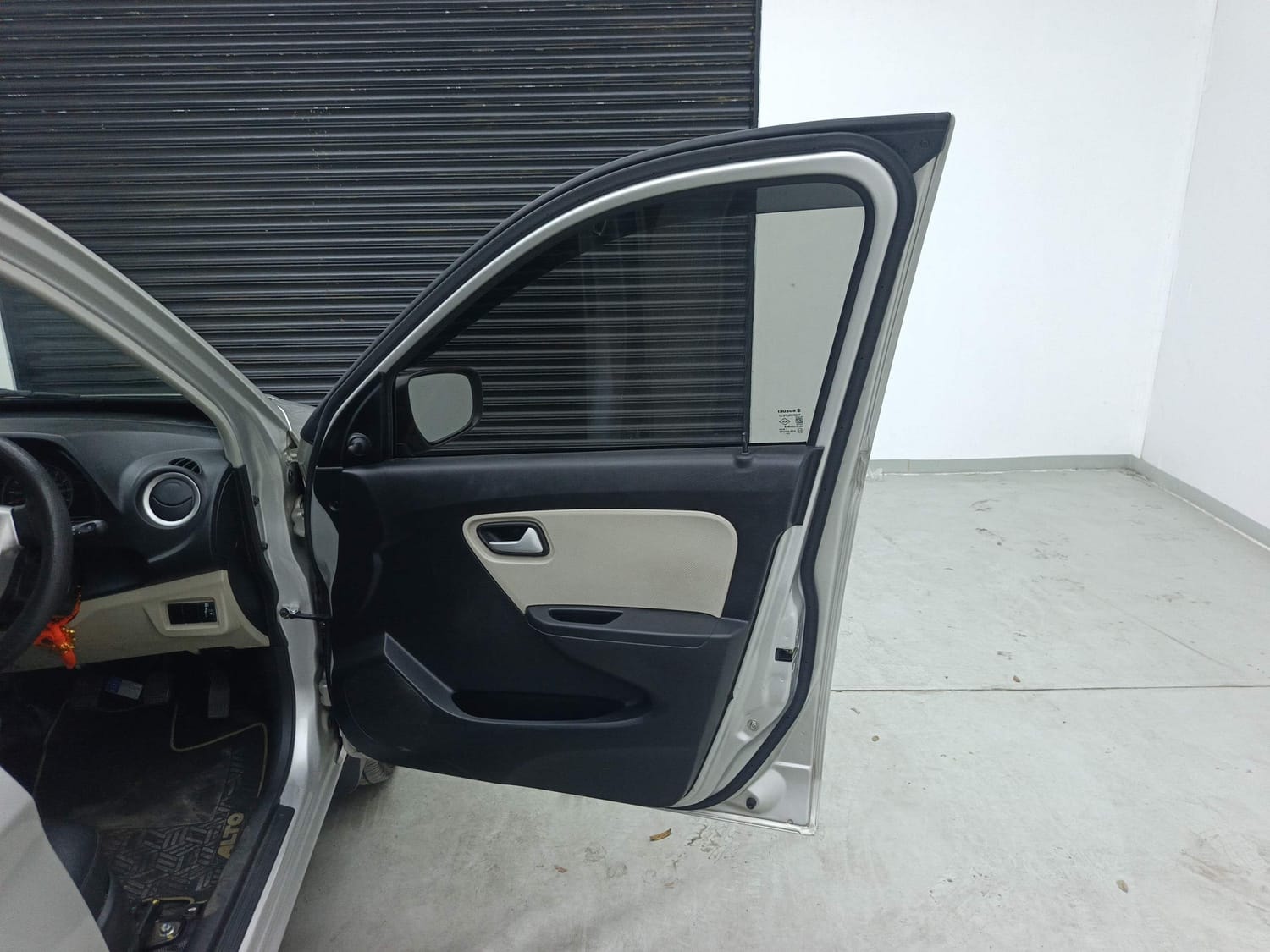 Alto 800 image 19 Alto 800 image 19