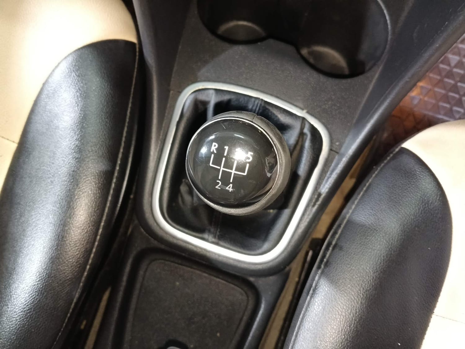 Used 2015 Volkswagen Polo Used 2015 Volkswagen Polo