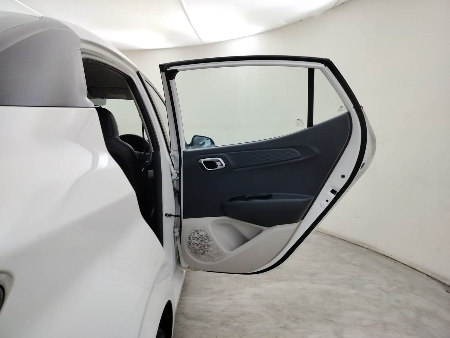 Aura image 20 Aura image 20