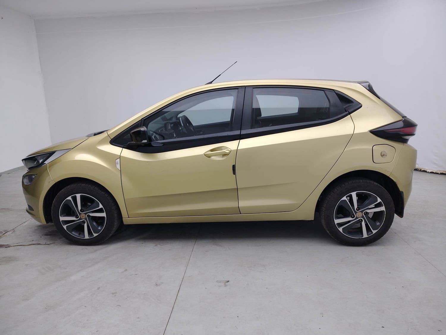 Altroz image 2 Altroz image 2