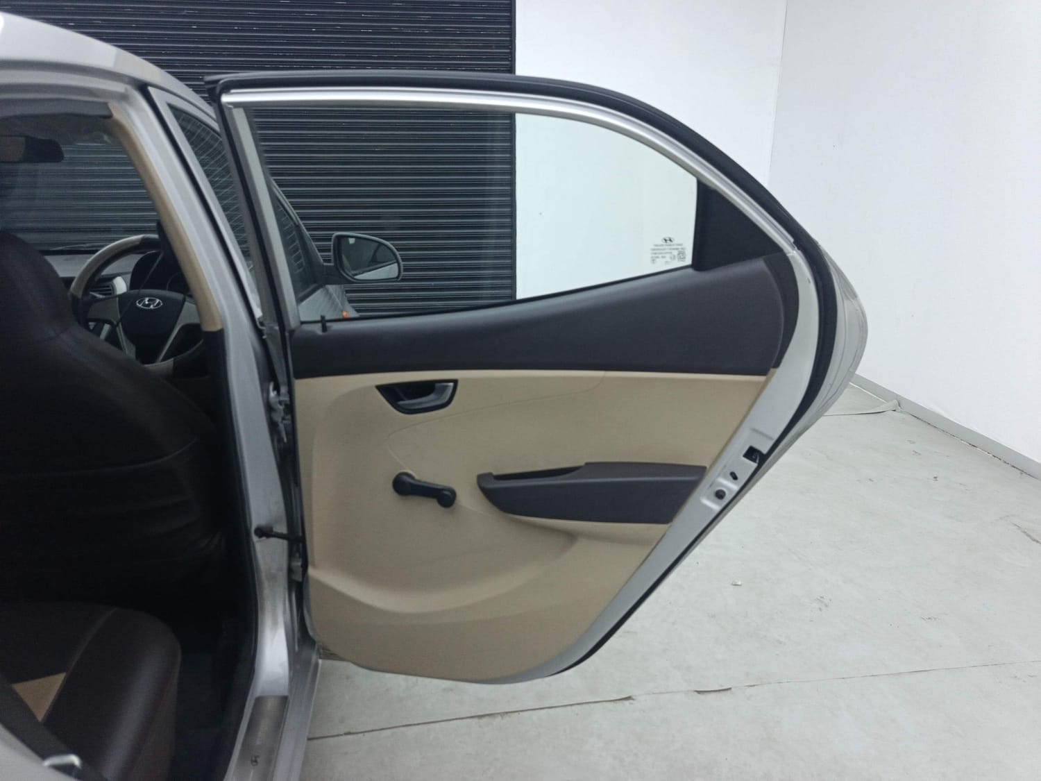 EON image 20 EON image 20