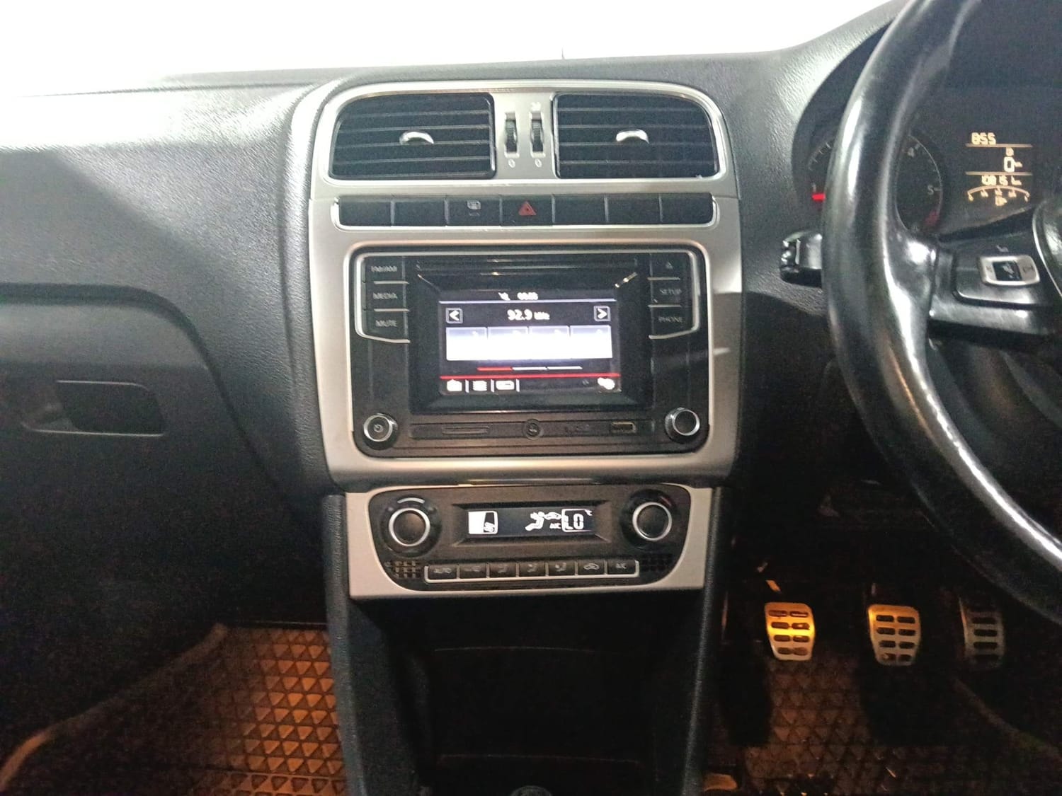 Used 2017 Volkswagen Polo Used 2017 Volkswagen Polo