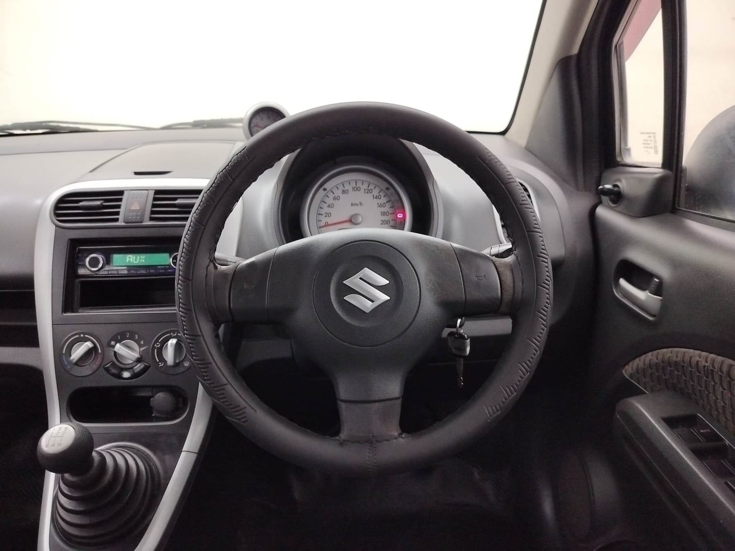 Ritz image 14 Ritz image 14