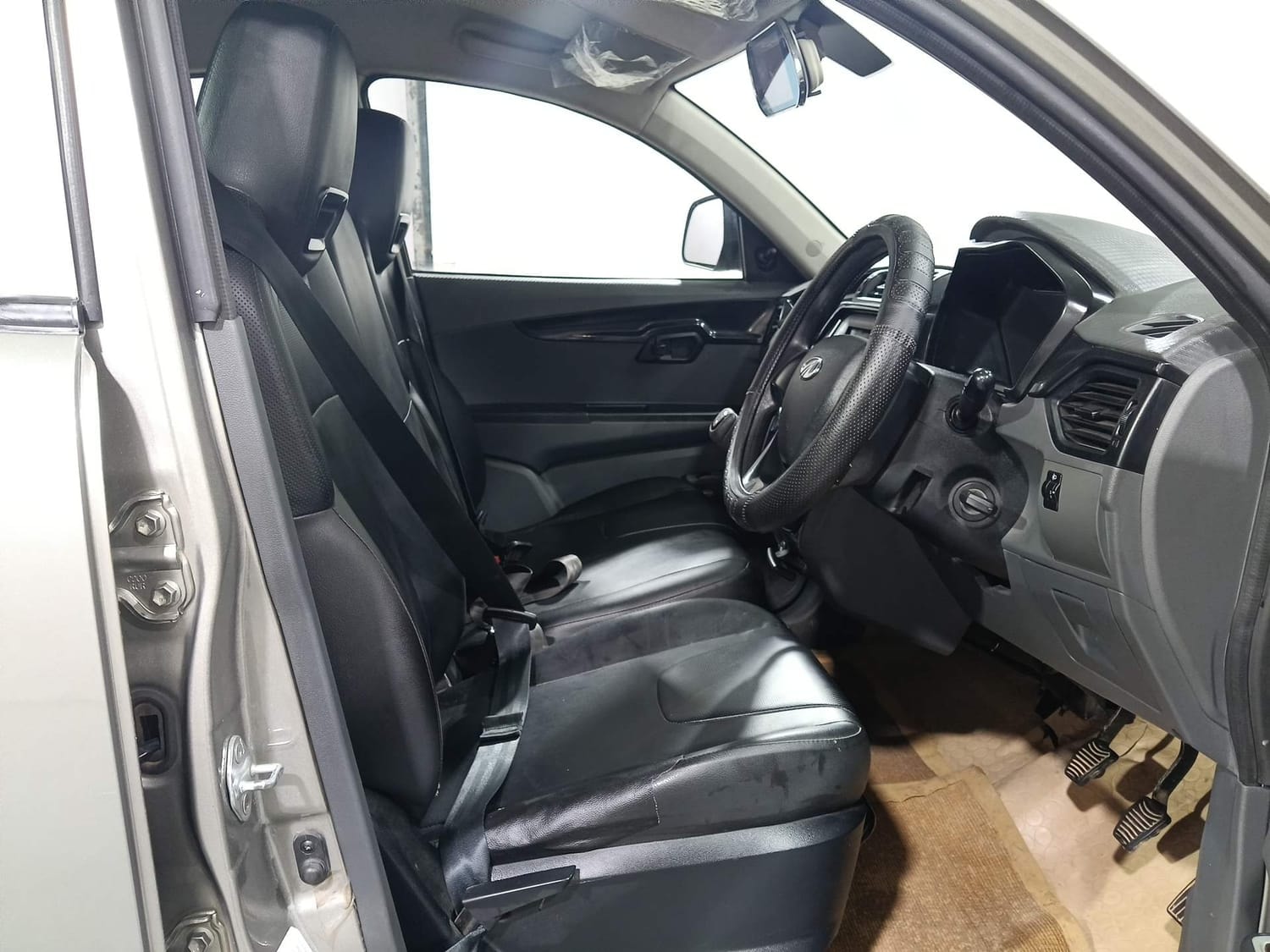 Used 2018 Mahindra KUV100 Used 2018 Mahindra KUV100