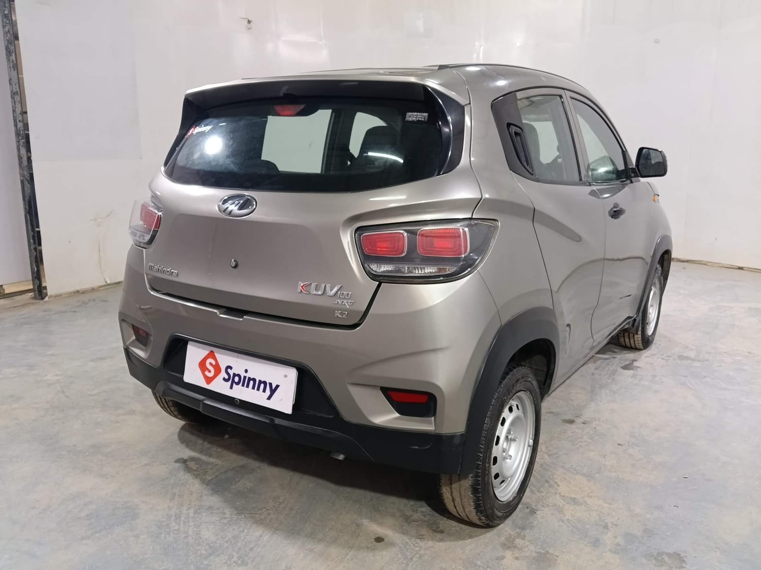 Used 2018 Mahindra KUV100 Used 2018 Mahindra KUV100