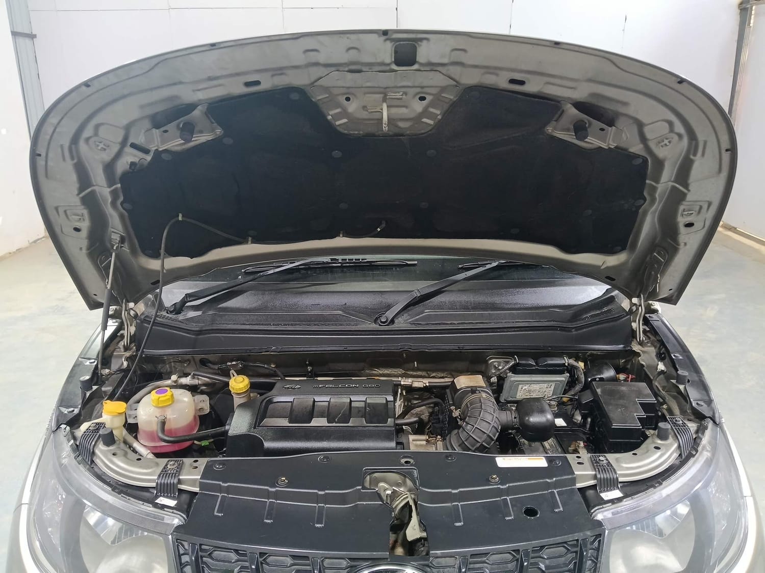 Used 2018 Mahindra KUV100 Used 2018 Mahindra KUV100