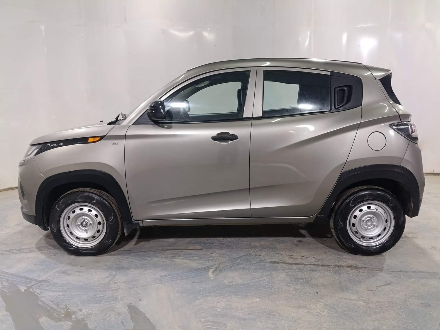 Used 2018 Mahindra KUV100 Used 2018 Mahindra KUV100