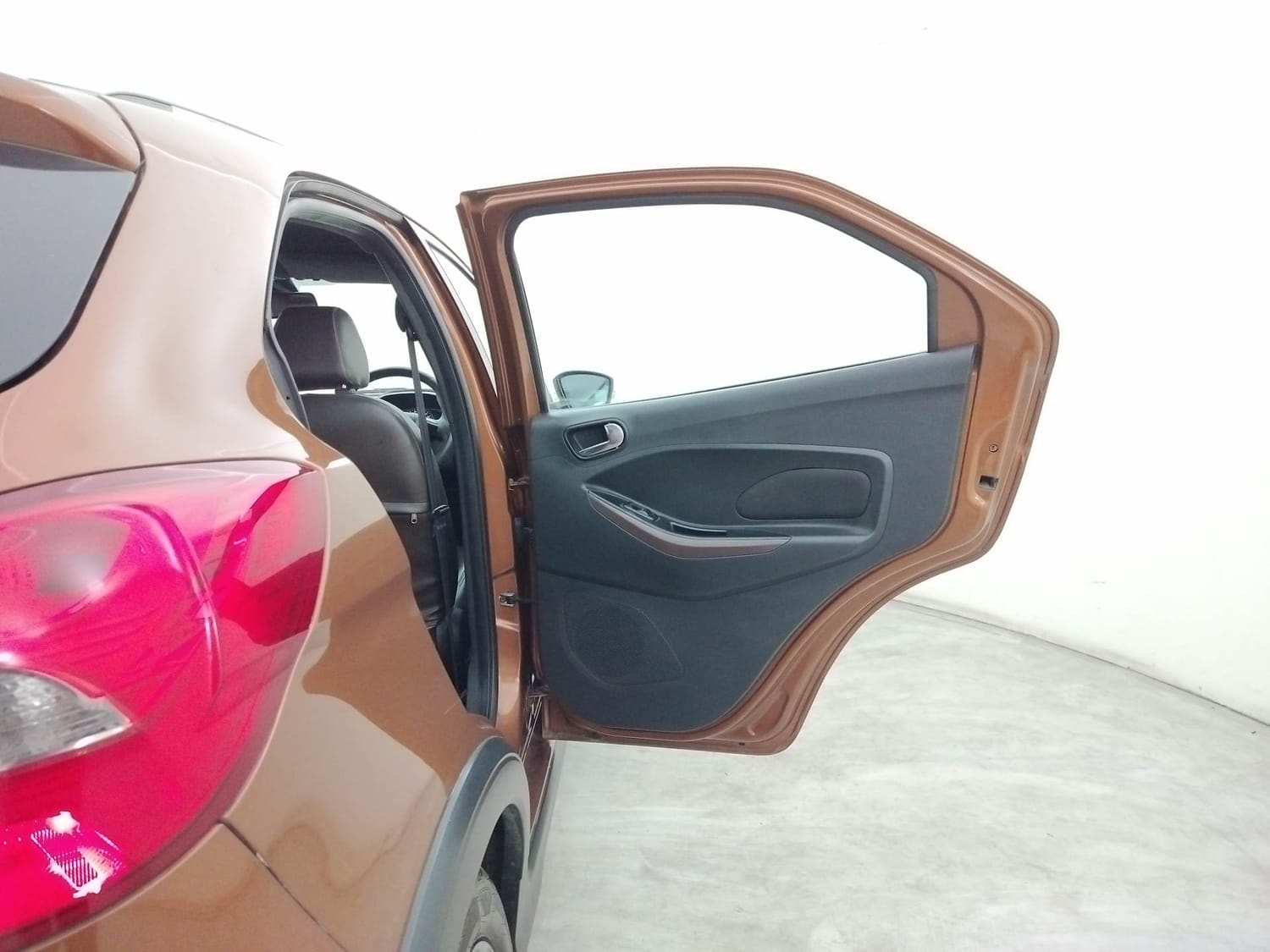 Freestyle image 20 Freestyle image 20