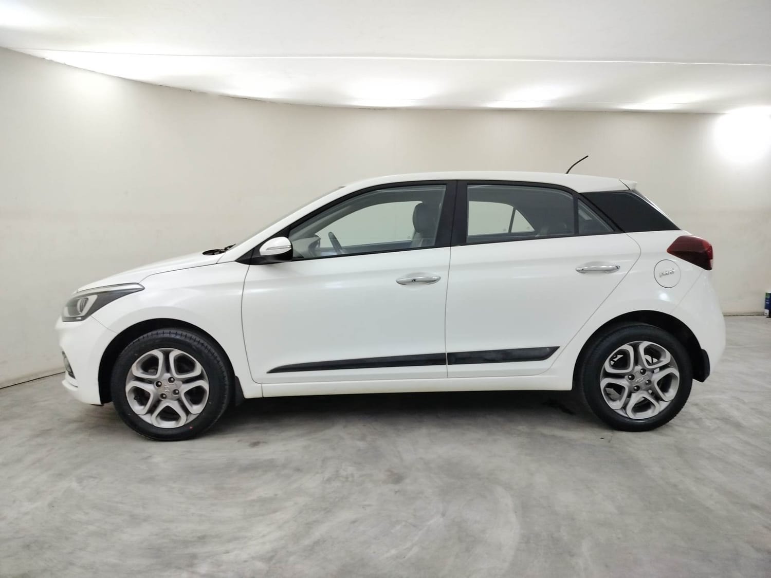 Elite i20 image 2 Elite i20 image 2