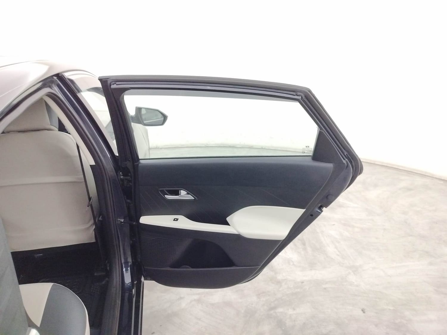 Used 2023 Hyundai Verna Used 2023 Hyundai Verna