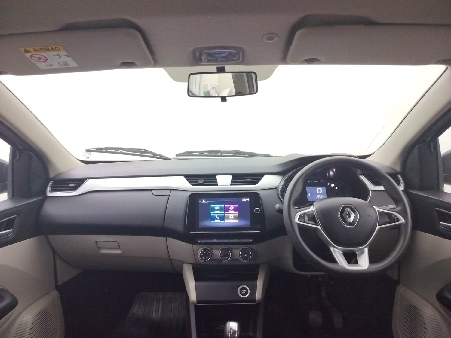 Used 2022 Renault Triber Used 2022 Renault Triber