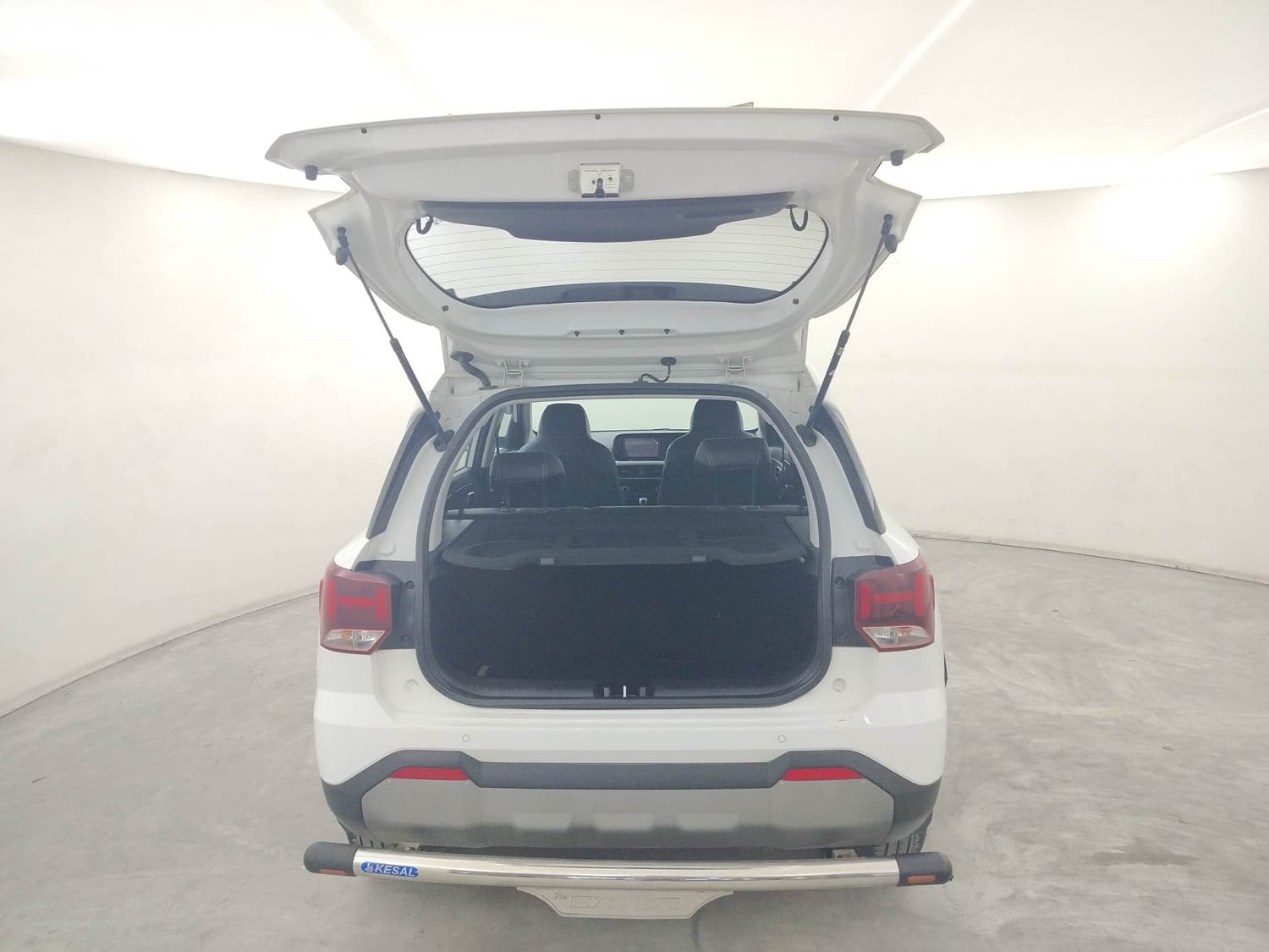 Exter image 24 Exter image 24