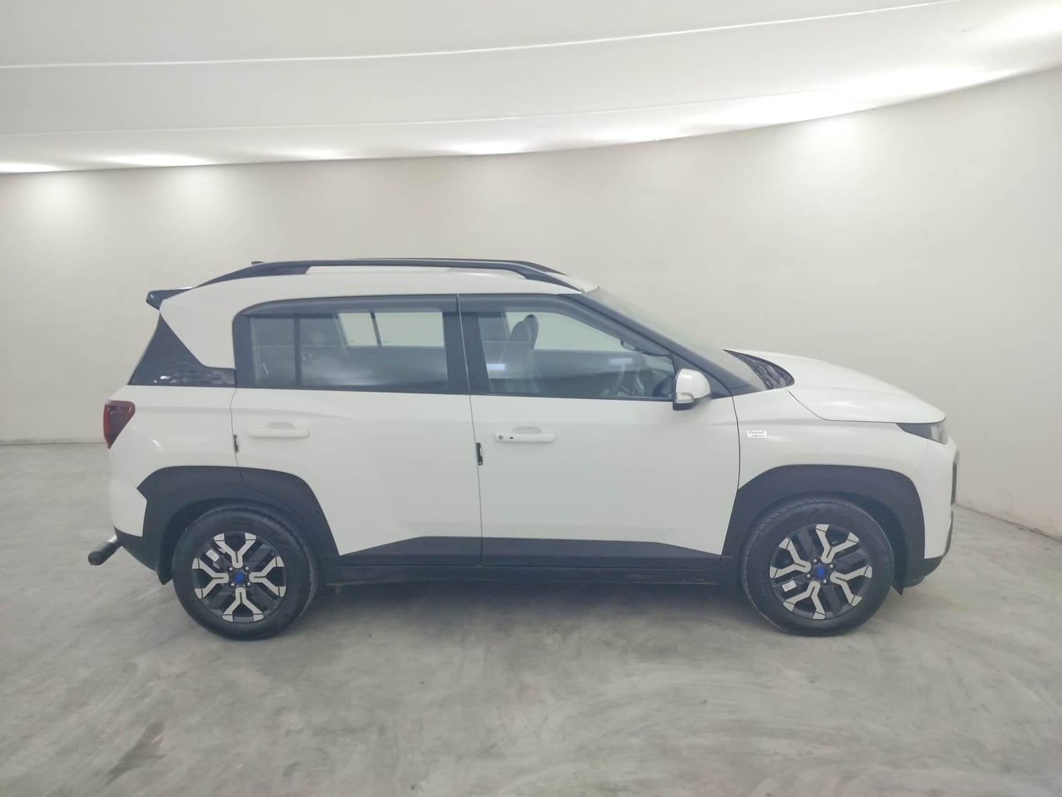 Exter image 6 Exter image 6