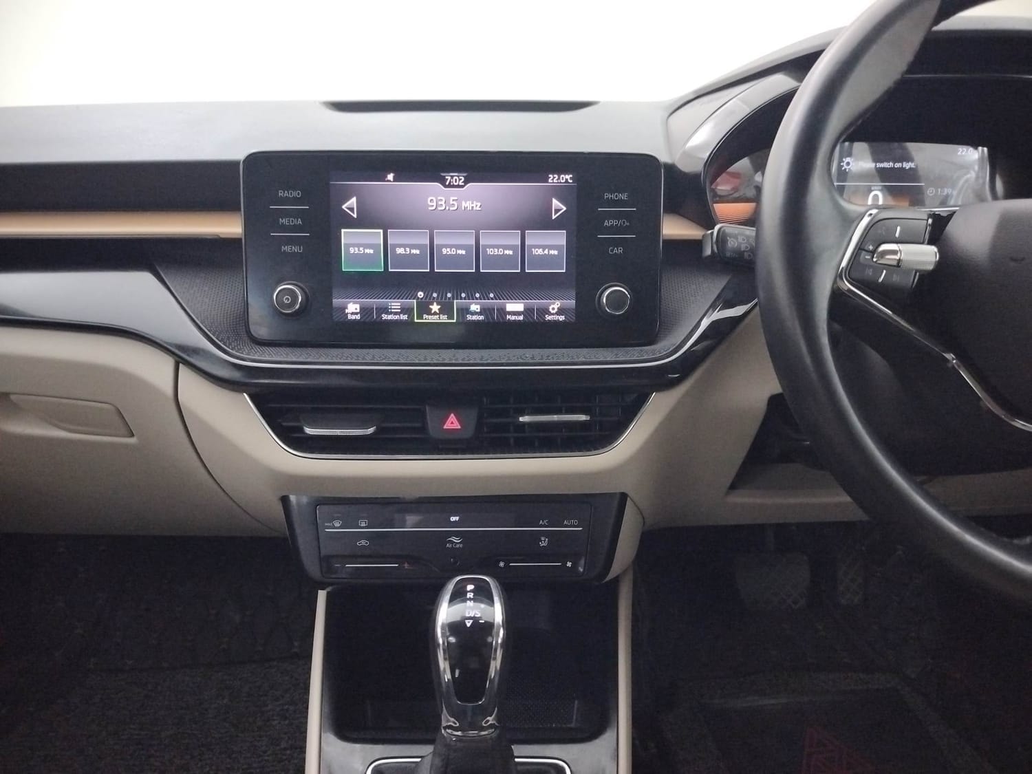 Used 2022 Skoda Slavia Used 2022 Skoda Slavia