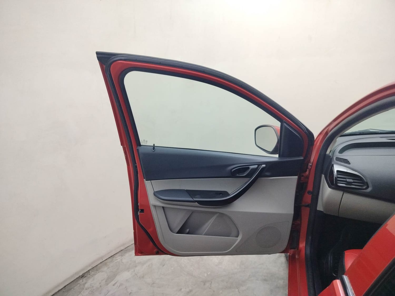 Used 2018 Tata Tiago Used 2018 Tata Tiago