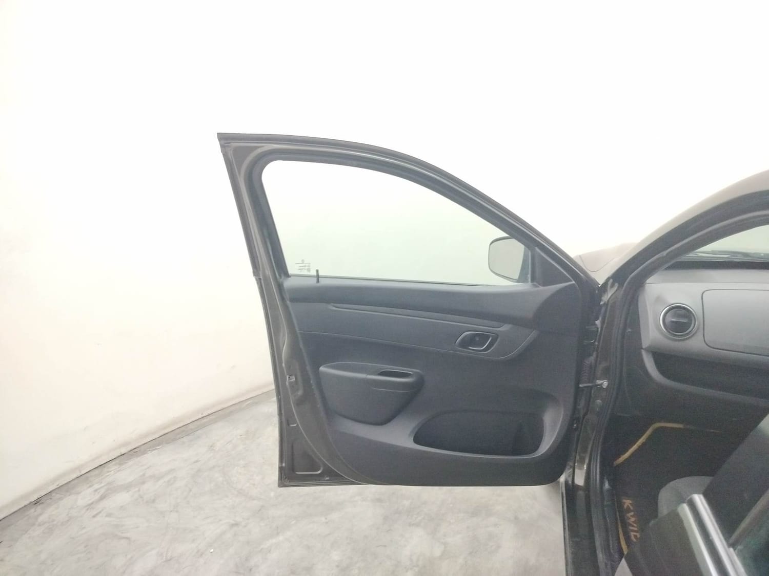 Kwid image 21 Kwid image 21