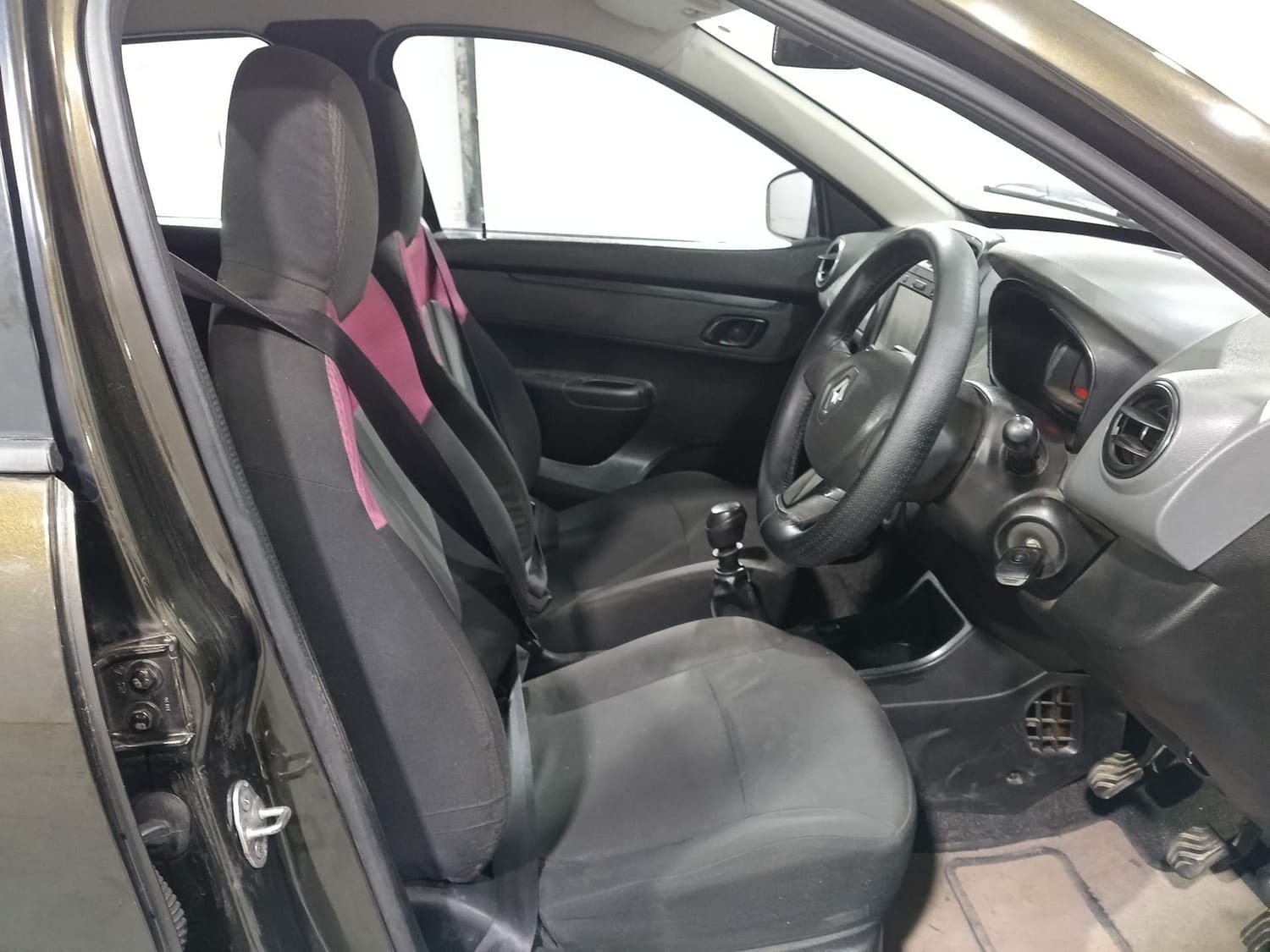 Kwid image 17 Kwid image 17