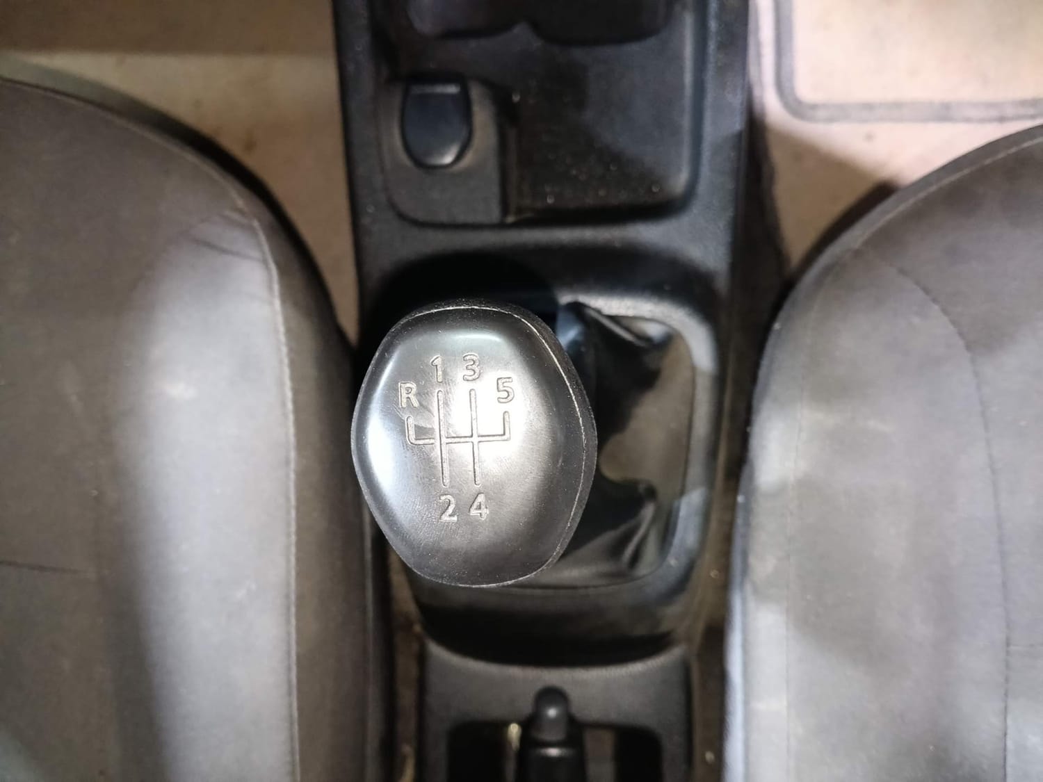 Kwid image 16 Kwid image 16