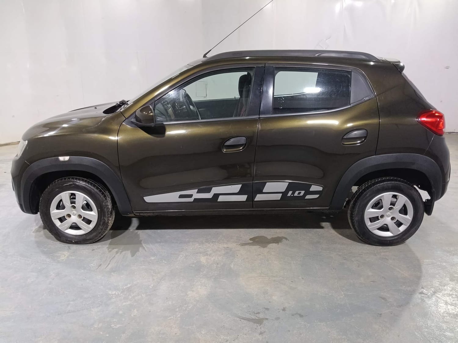 Kwid image 2 Kwid image 2