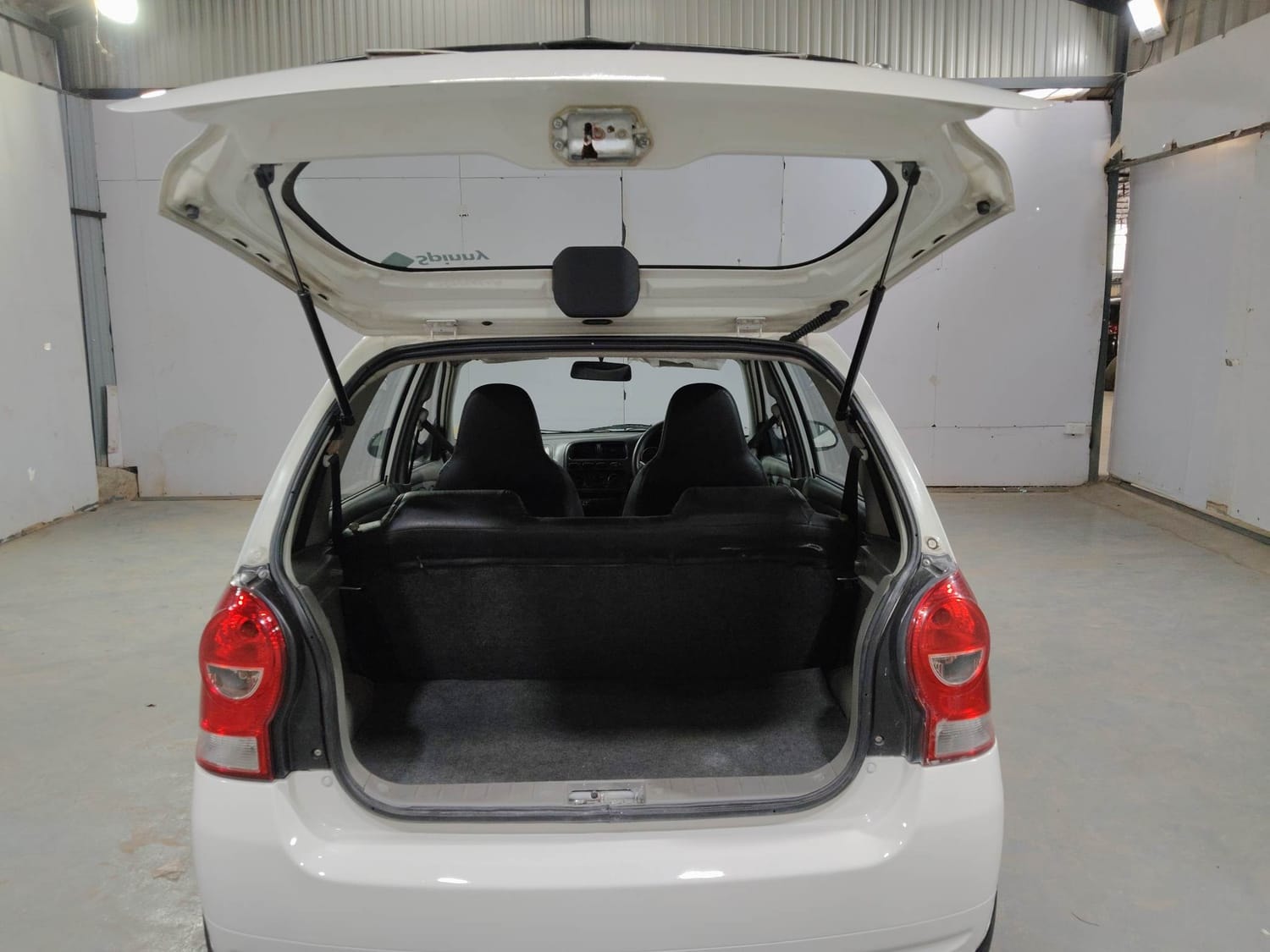 Used 2011 Maruti Suzuki Alto K10 Used 2011 Maruti Suzuki Alto K10