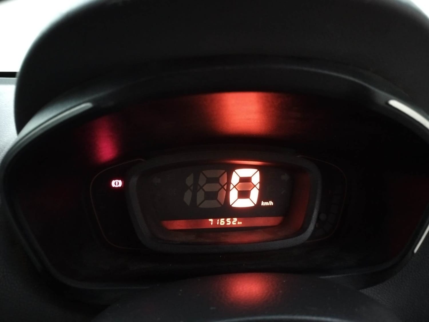 Kwid image 15 Kwid image 15