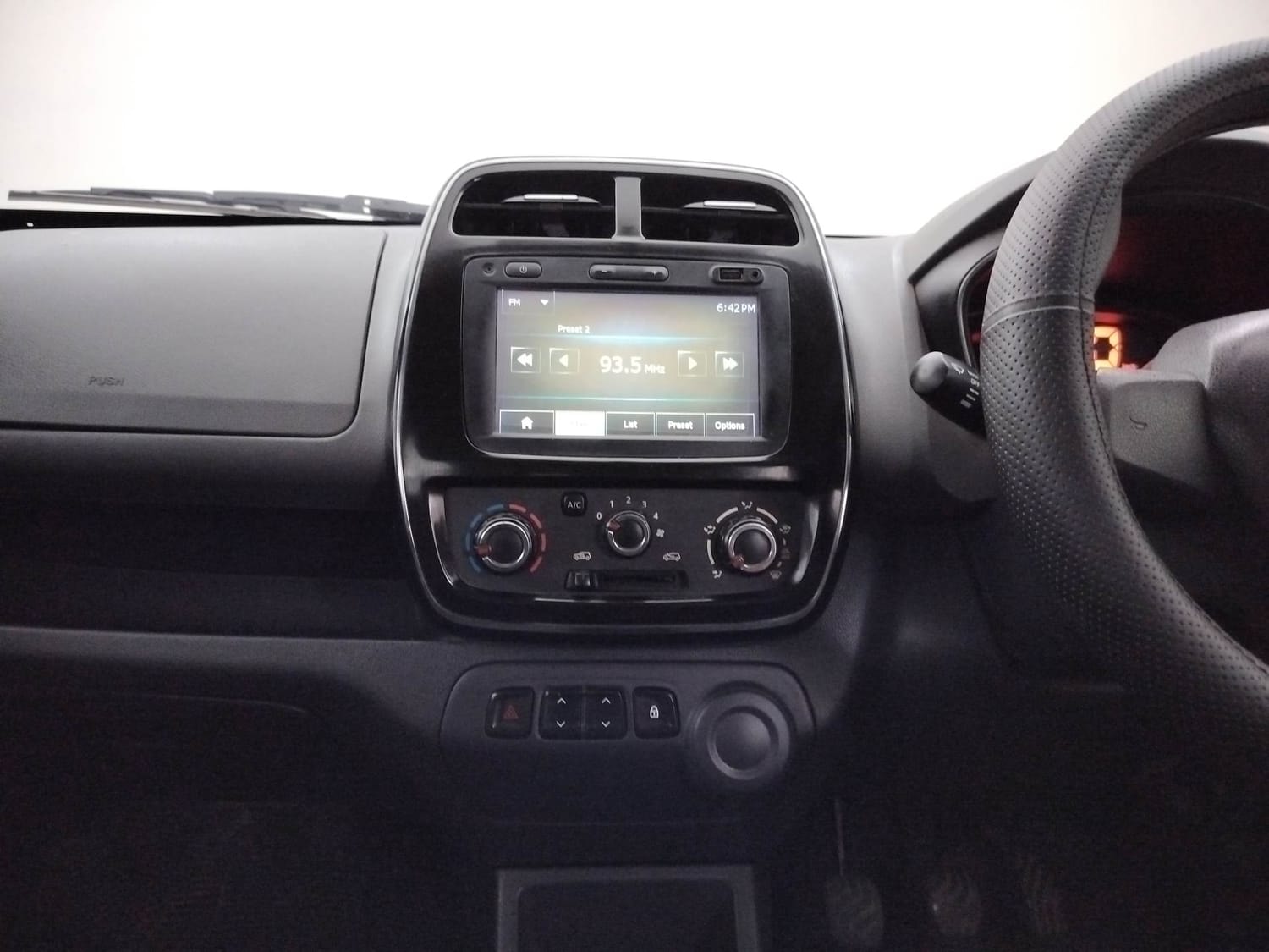 Kwid image 13 Kwid image 13