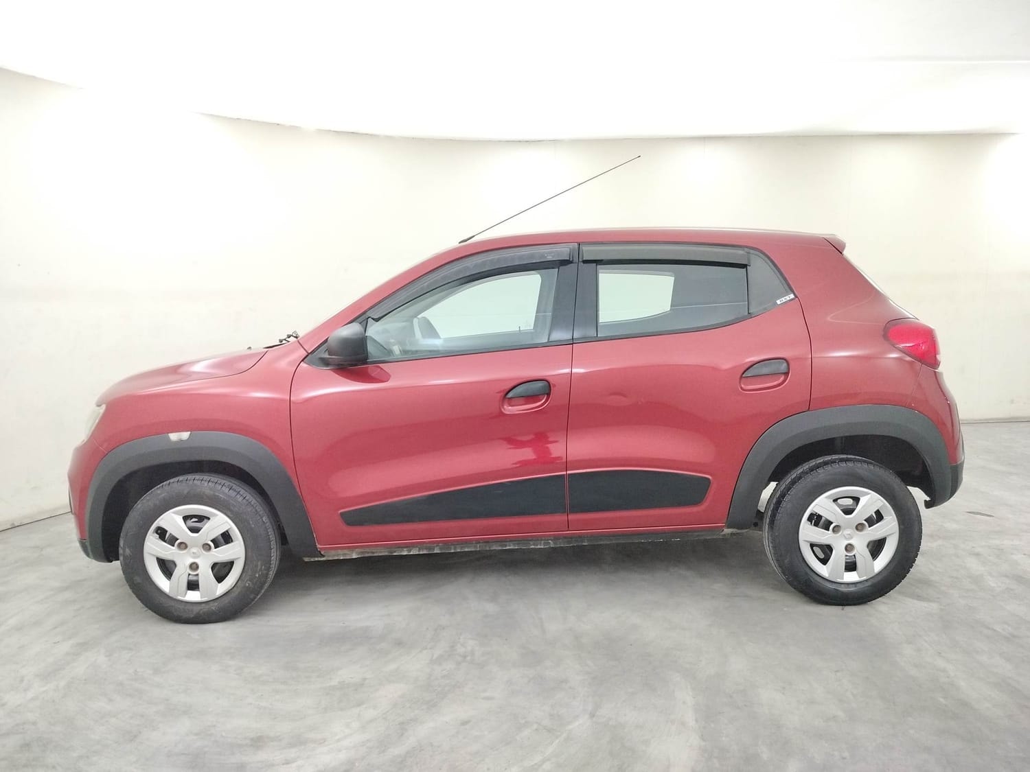 Kwid image 2 Kwid image 2