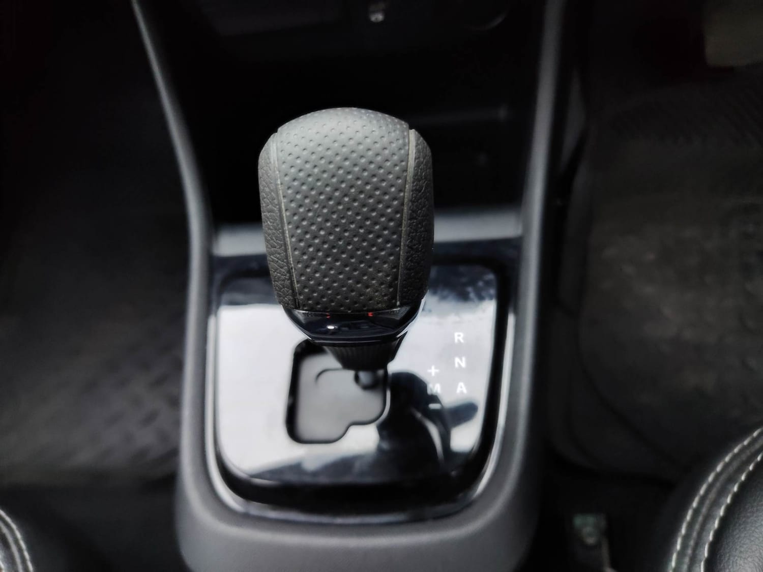 Punch image 16 Punch image 16