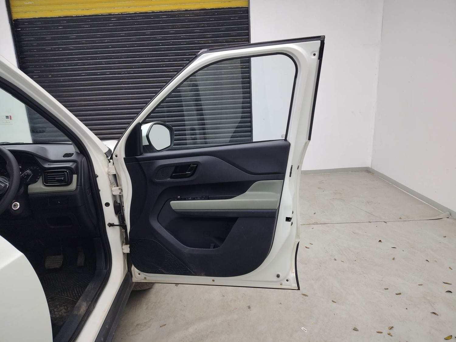 Punch image 19 Punch image 19