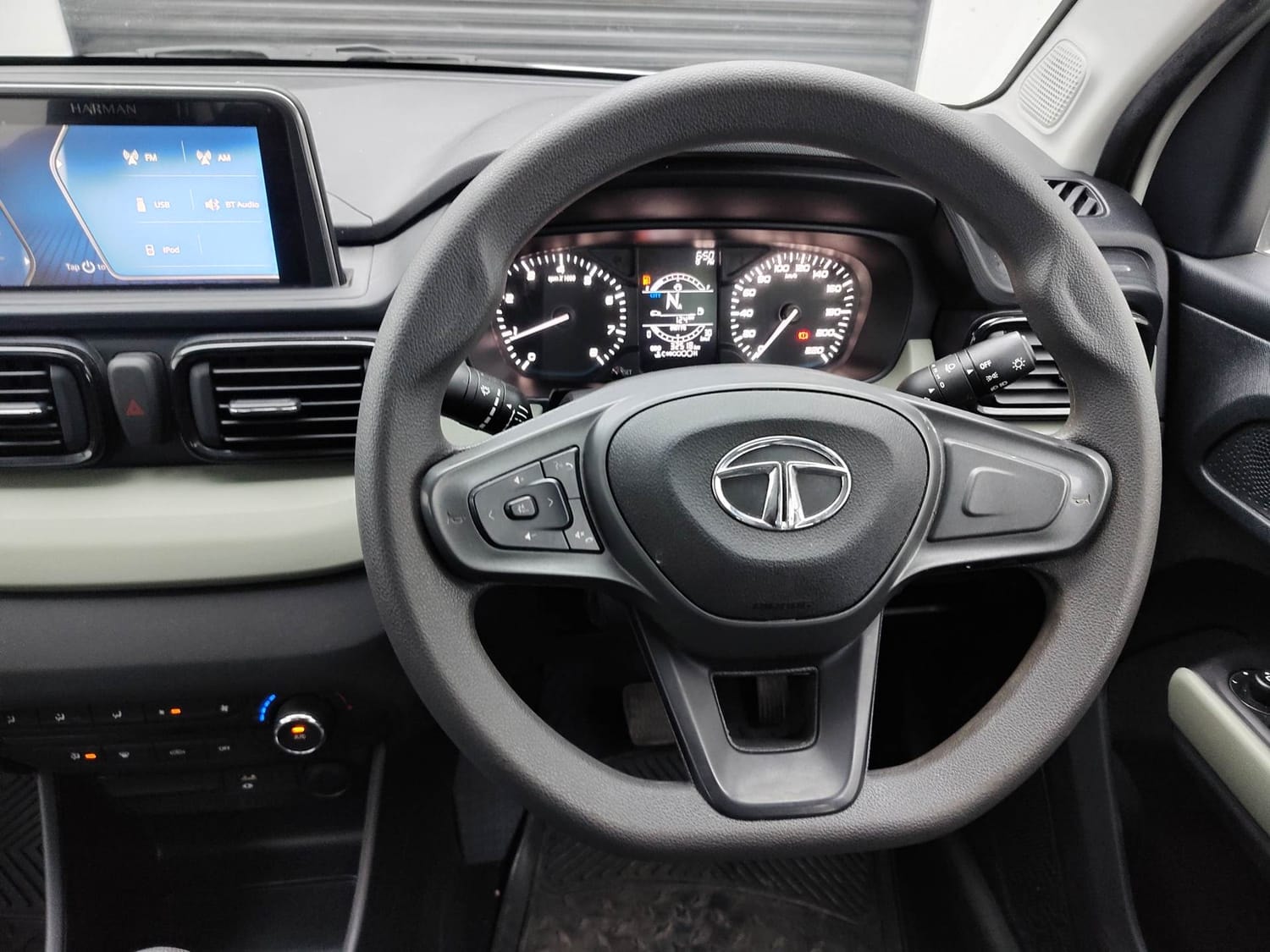 Punch image 14 Punch image 14