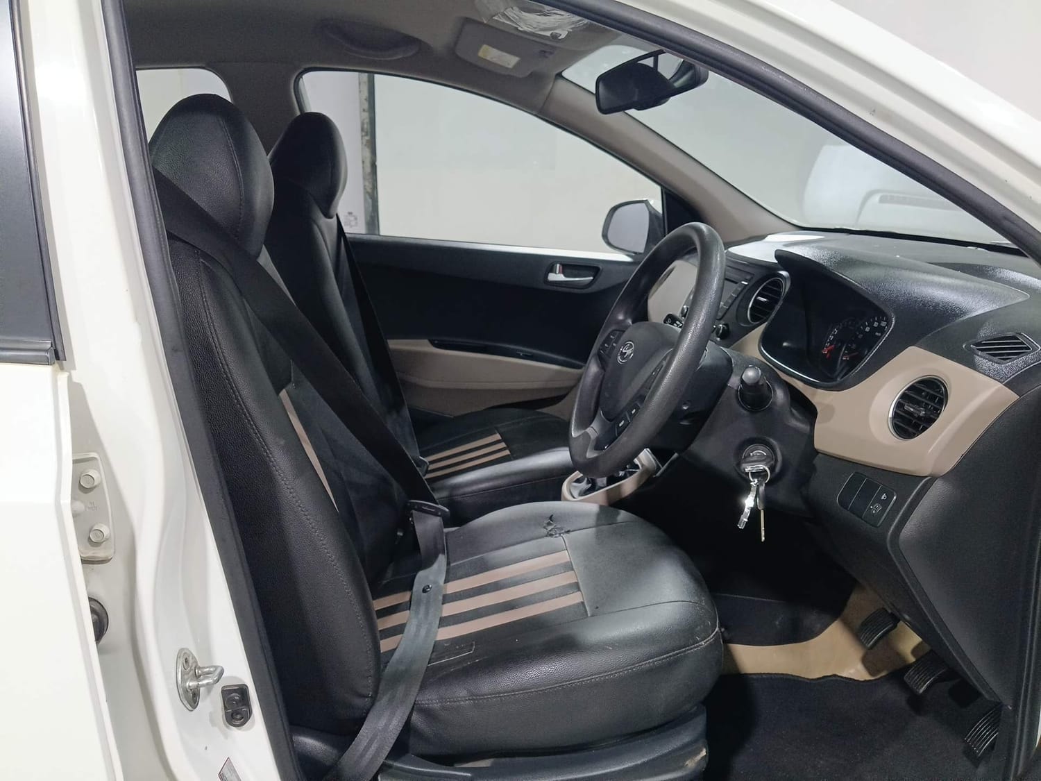 Used 2016 Hyundai Xcent Used 2016 Hyundai Xcent