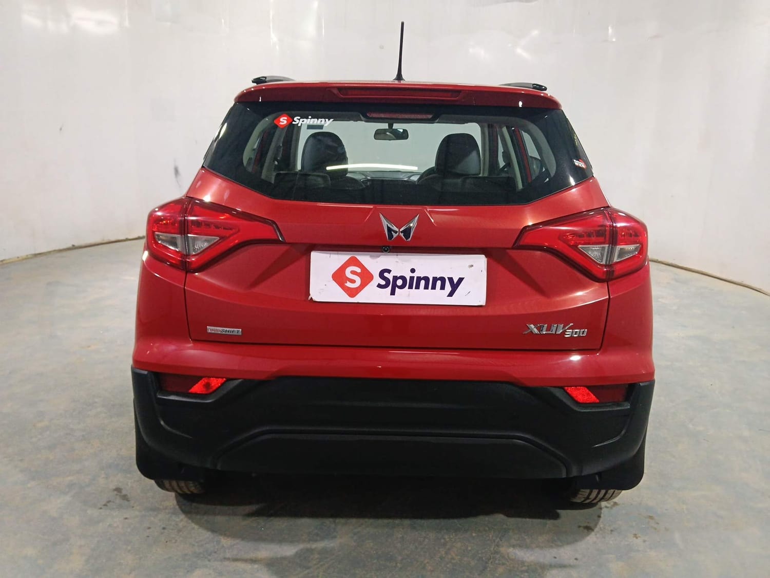 XUV300 image 4 XUV300 image 4