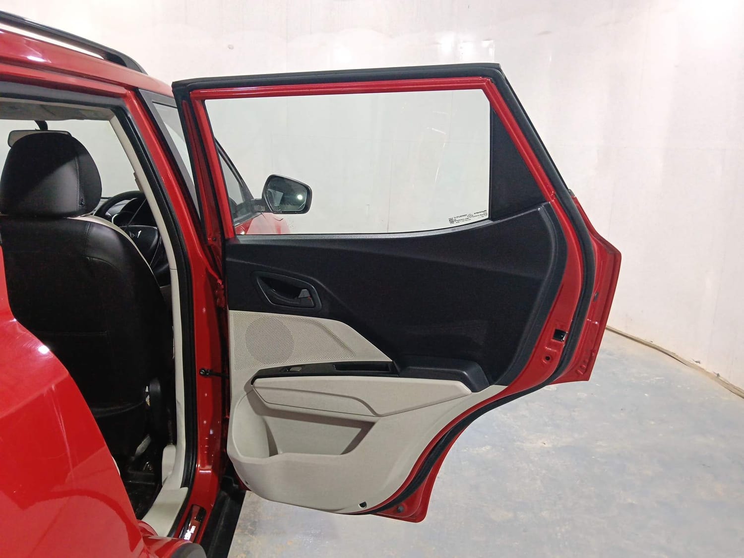 XUV300 image 20 XUV300 image 20